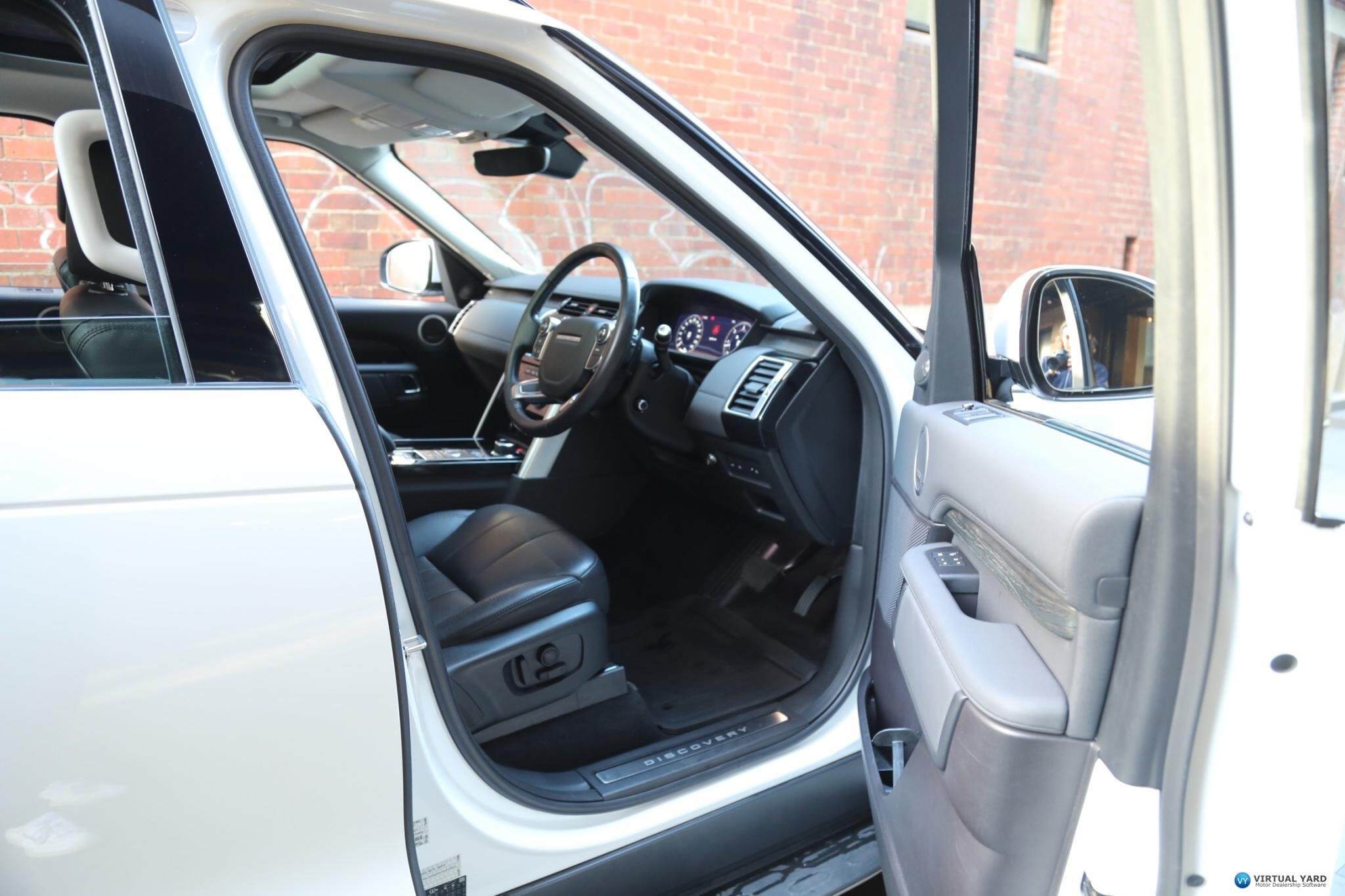 2018 Land Rover Discovery Series 5 TD4 HSE Wagon 5dr Spts Auto 8sp 4WD 2.0DT [MY18] 