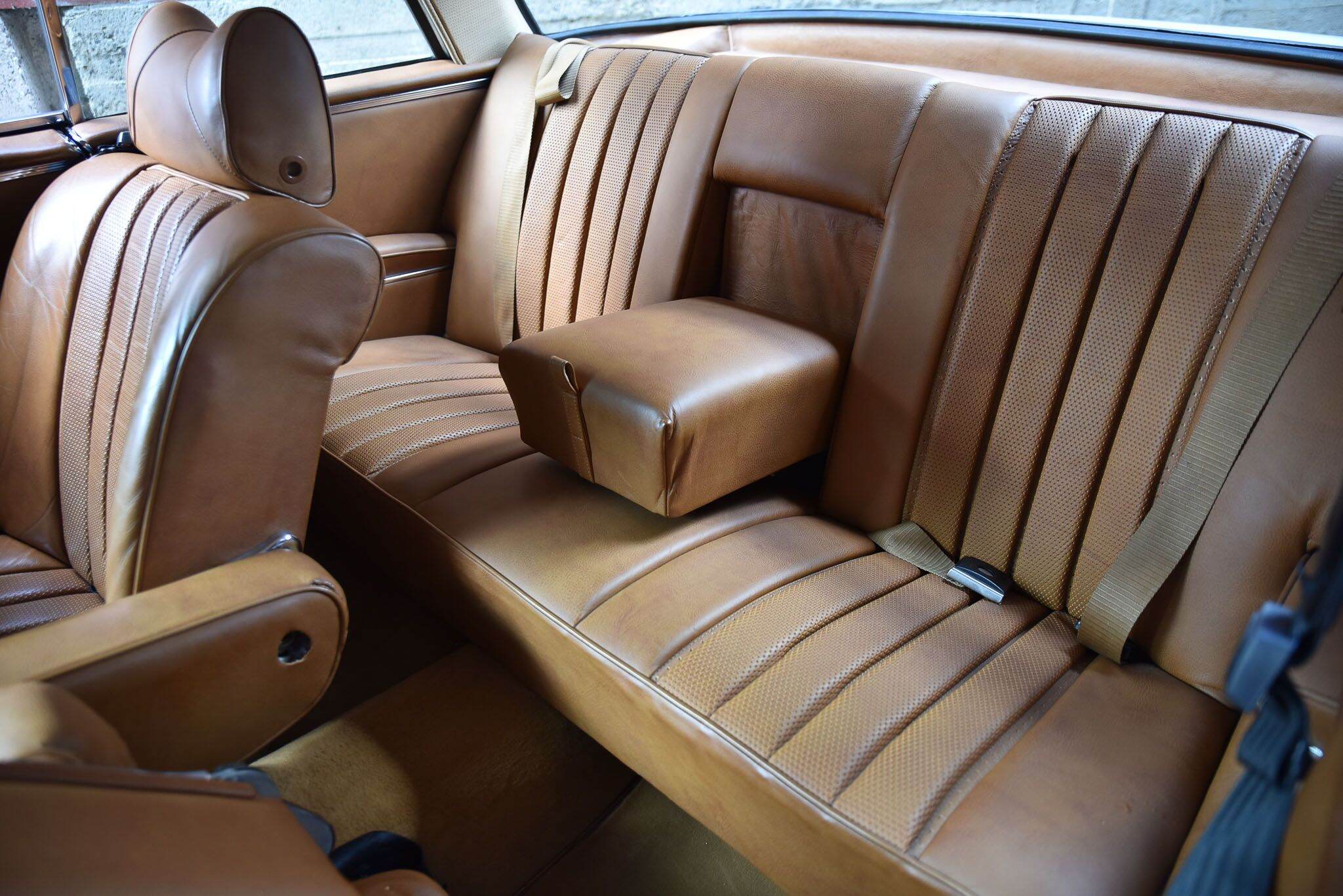 1971 Mercedes-Benz 280SE W111 3.5 Coupe 2dr Auto 4sp 3.5i 