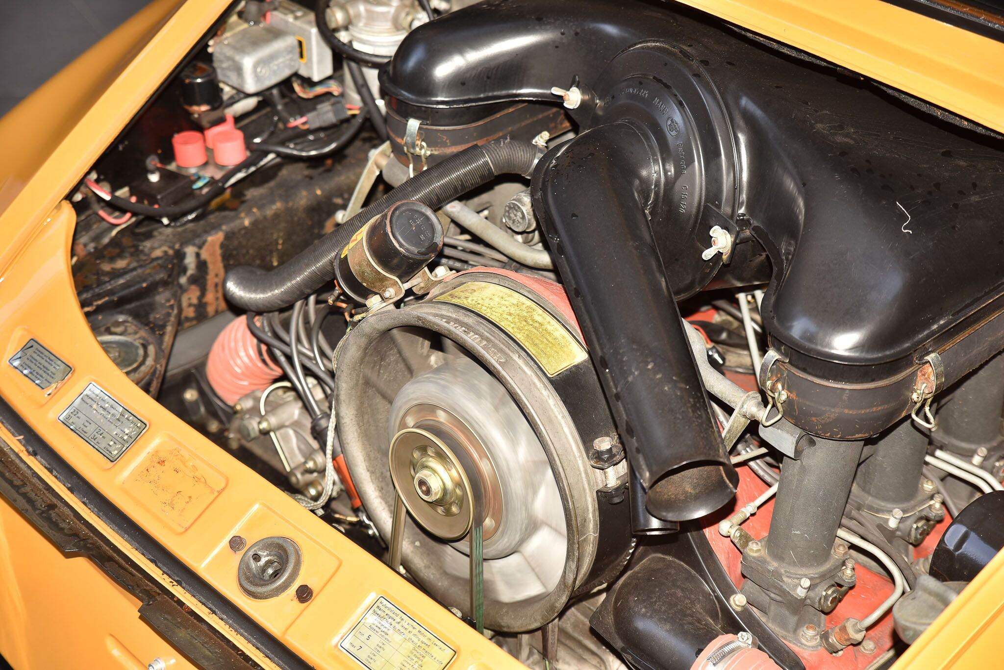 1969 Porsche 911 S Coupe 2dr Man 5sp 2.0i 