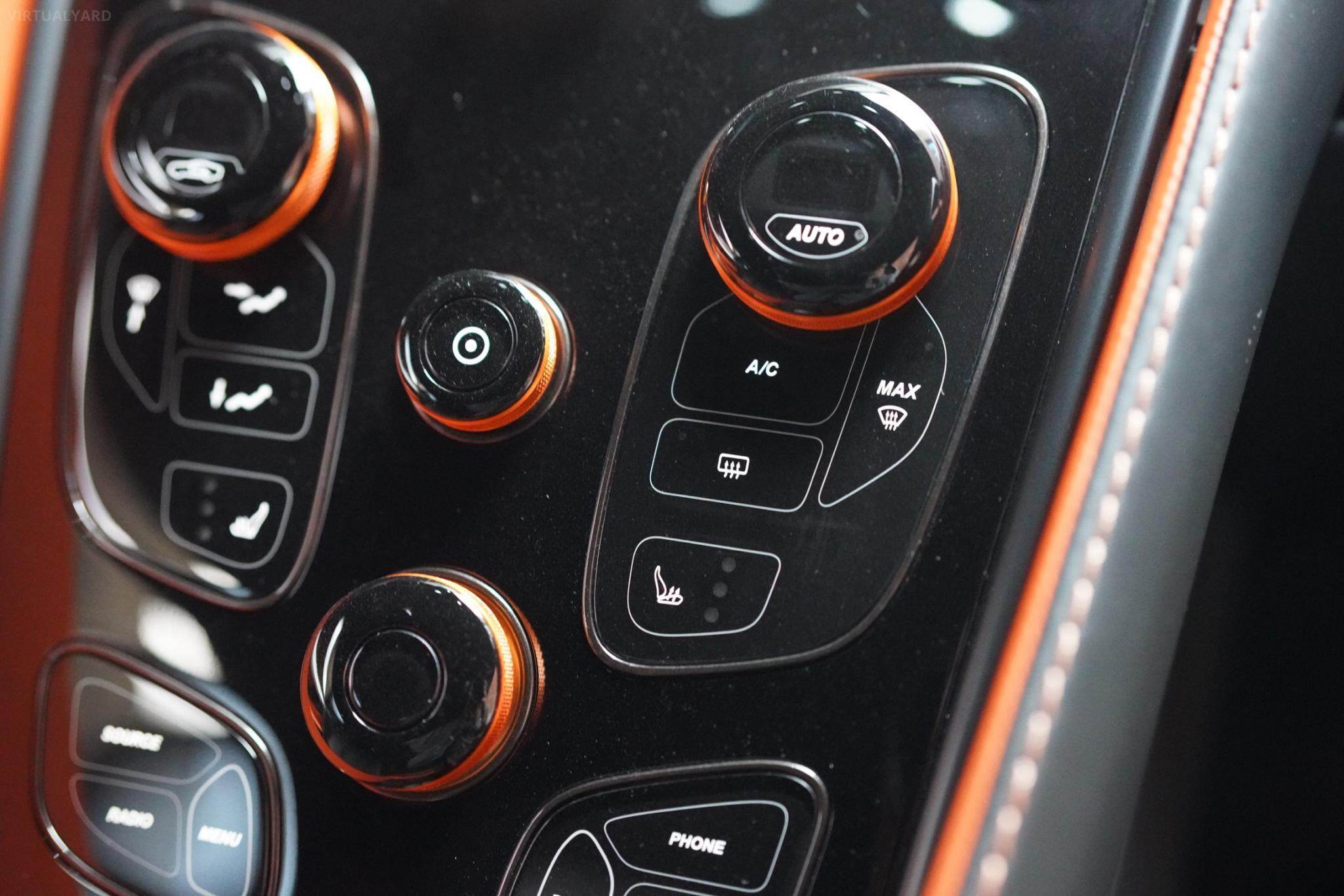 2017 Aston Martin Vanquish S Coupe 2dr SA 8sp 5.9i (2-st) [MY17.5] 