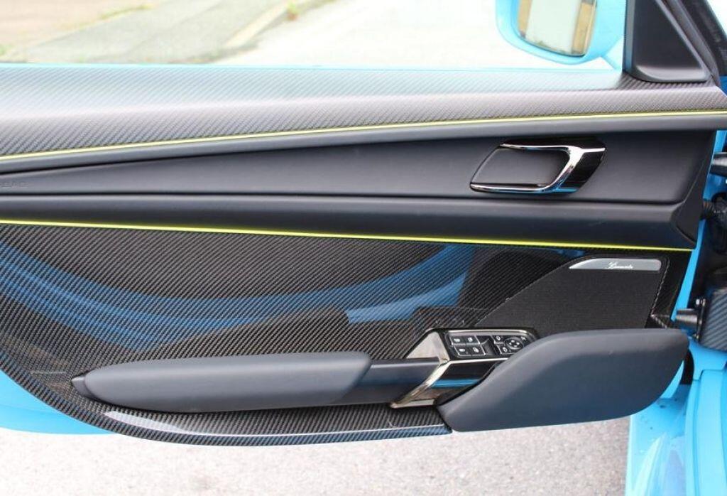 2015 Porsche 918 Spyder  