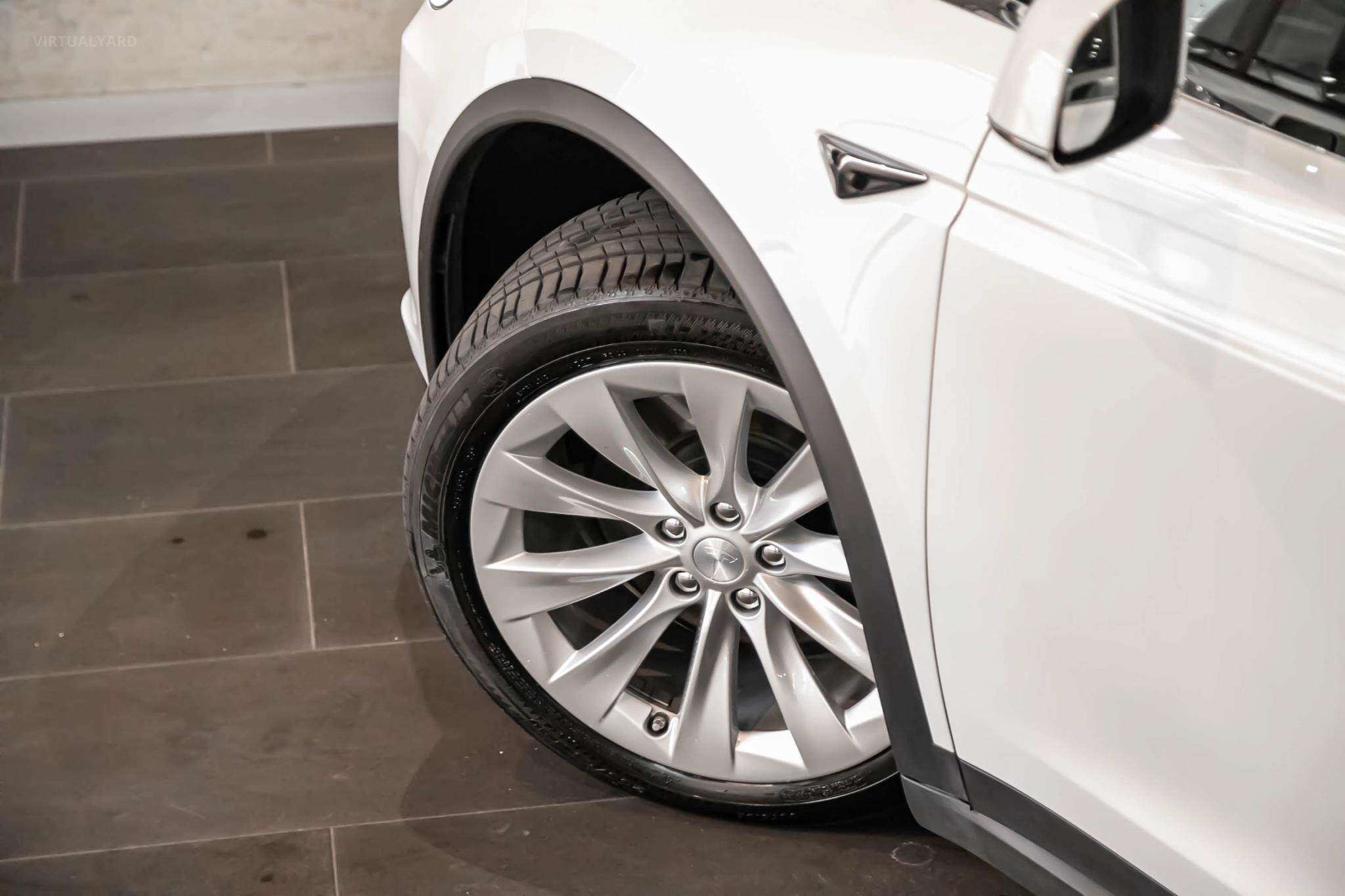 2019 Tesla Model X Long Range Wagon 5dr Reduction Gear 1sp AWD AC330kW [Mar] 