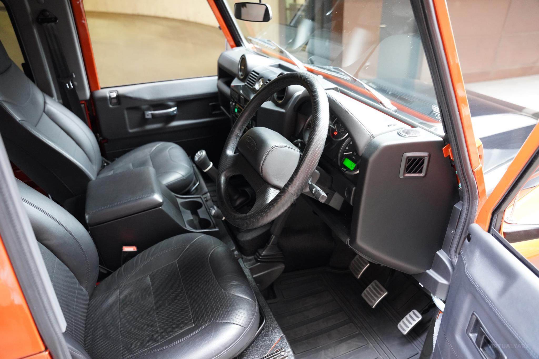 2015 Land Rover Defender 90 Adventure Wagon 3dr Man 6sp 4x4 2.2DT [MY16] 