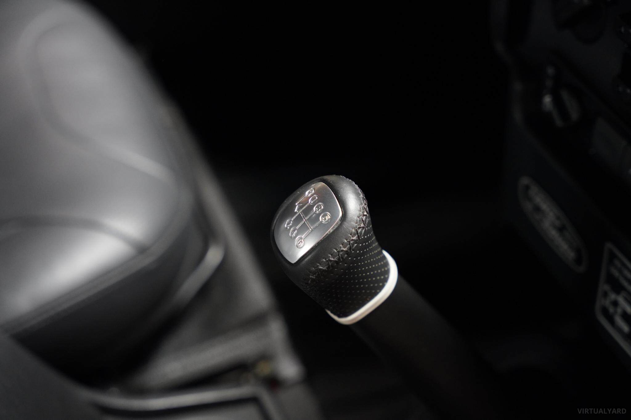 2015 Land Rover Defender 90 Adventure Wagon 3dr Man 6sp 4x4 2.2DT [MY16] 