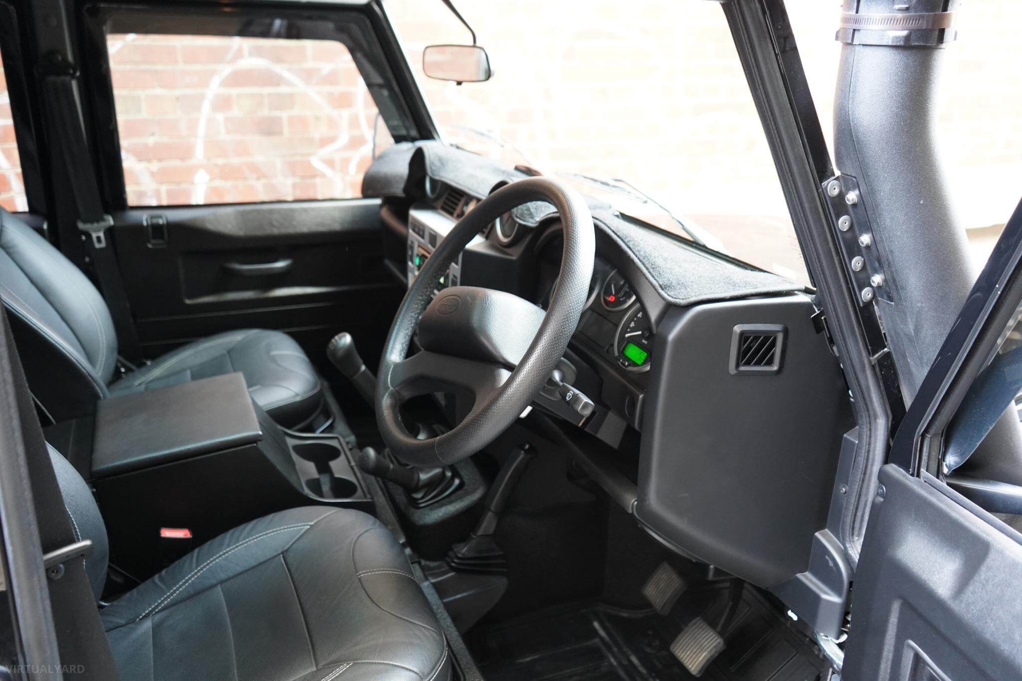 2015 Land Rover Defender 110 Wagon 5dr Man 6sp 4x4 2.2DT [MY15] 