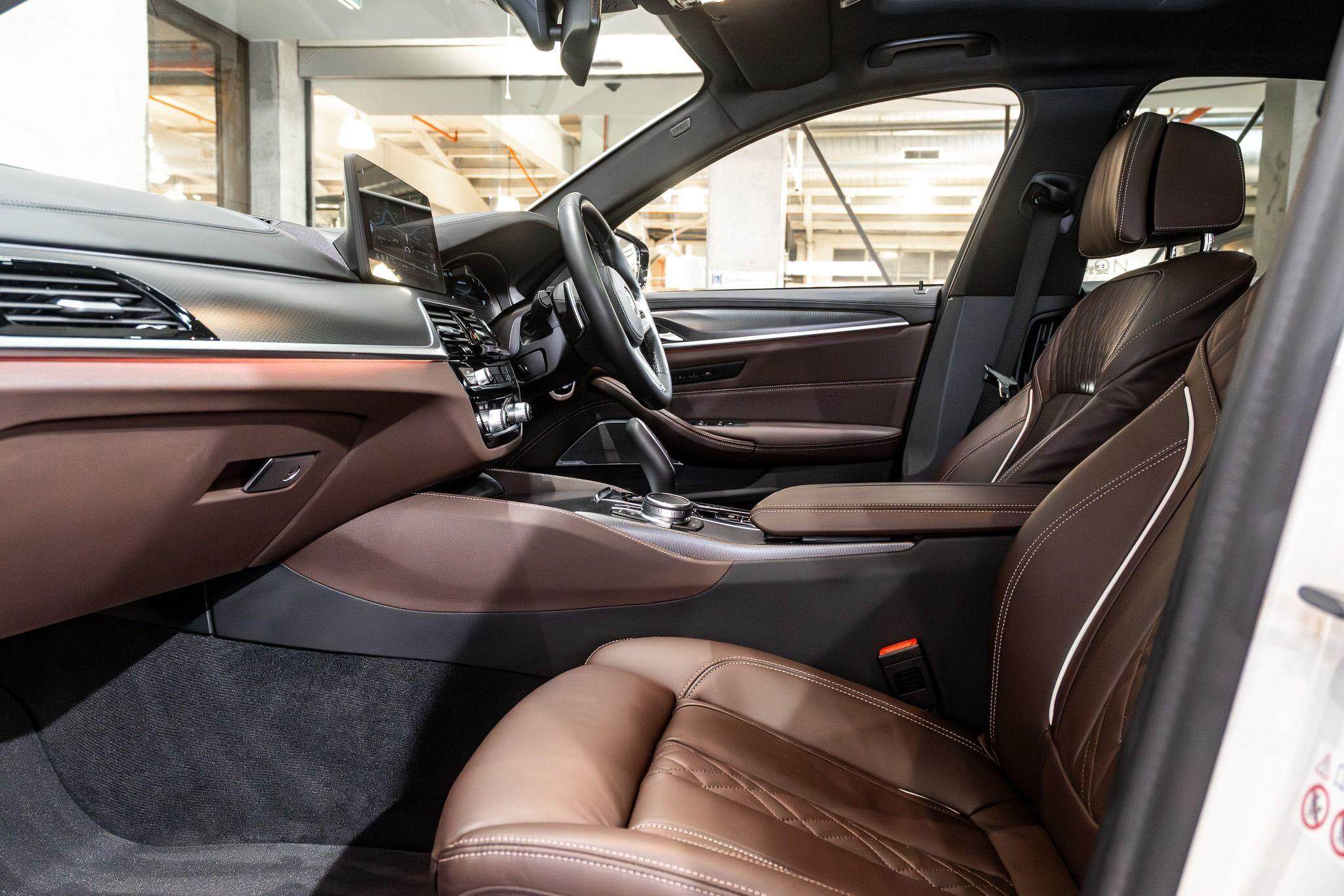 2021 BMW 5 Series G30 LCI M550i xDrive Sedan 4dr Steptronic 8sp 4WD 4.4TT 