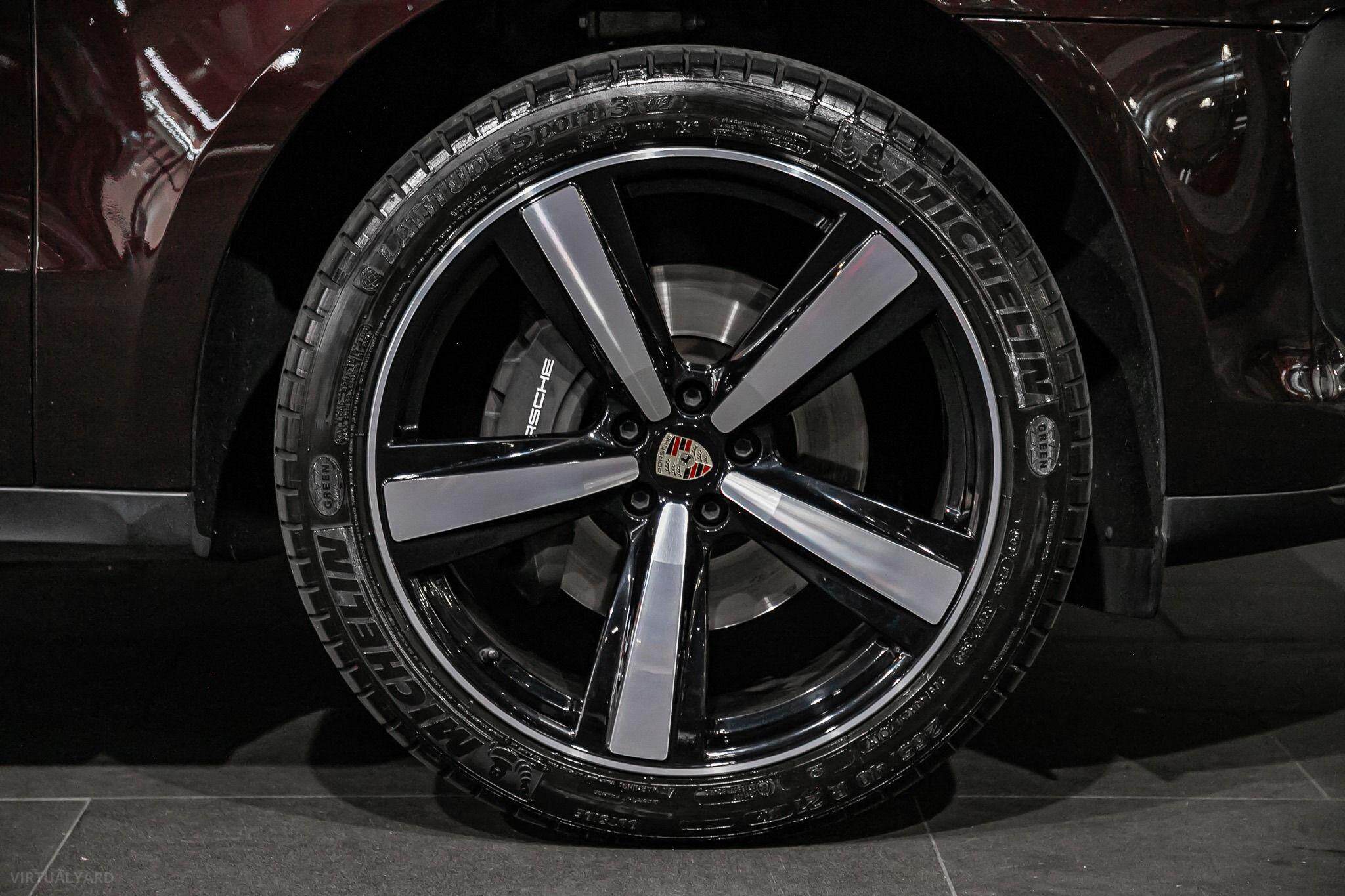 2023 Porsche Macan 95B Wagon 5dr PDK 7sp AWD 2.0T [MY23] 