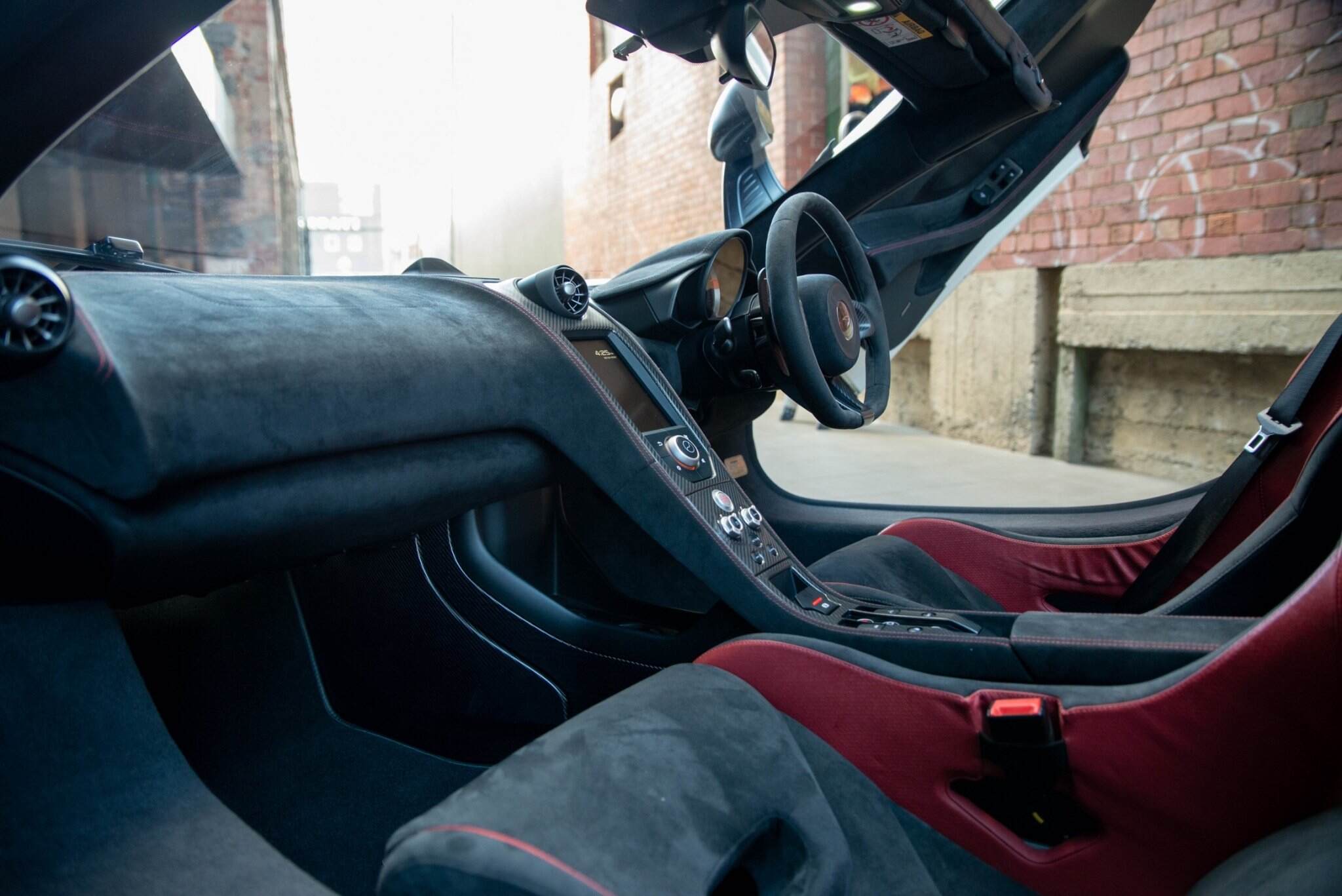 2016 McLaren 675LT Spider 2dr SSG 7sp 3.8TT [Feb] 