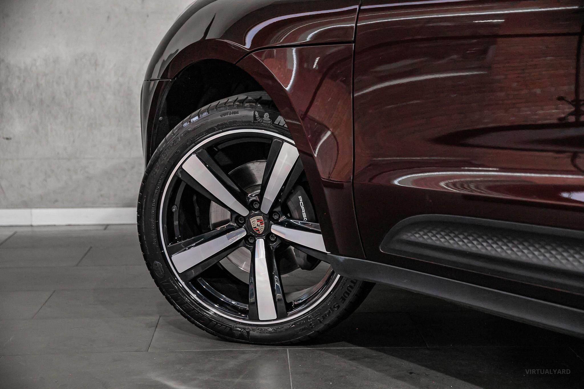 2023 Porsche Macan 95B Wagon 5dr PDK 7sp AWD 2.0T [MY23] 