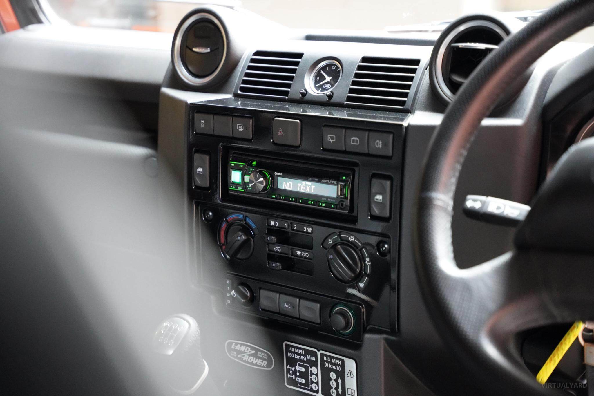 2015 Land Rover Defender 90 Adventure Wagon 3dr Man 6sp 4x4 2.2DT [MY16] 