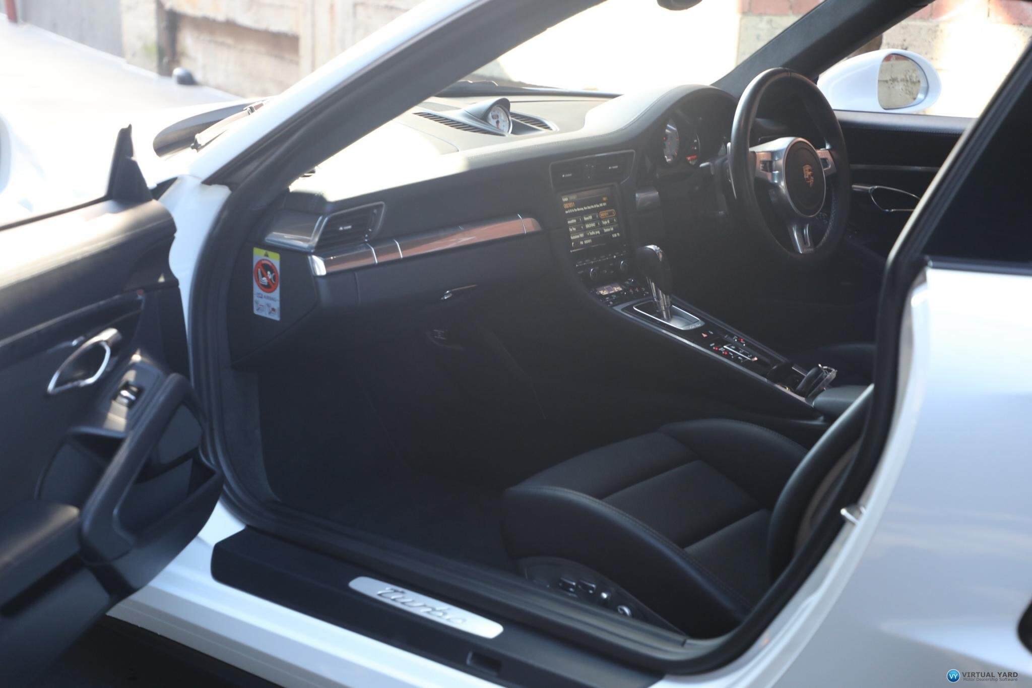 2015 Porsche 911 991 Turbo Coupe 2dr PDK 7sp AWD 3.8TT [MY15] 