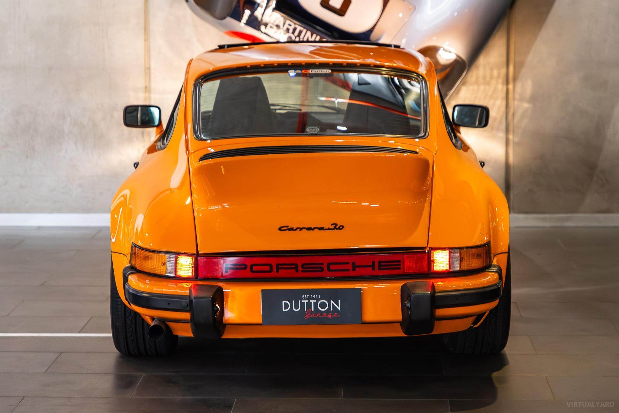 1976 Porsche 911 Carrera Coupe 2dr Man 5sp 3.0i 