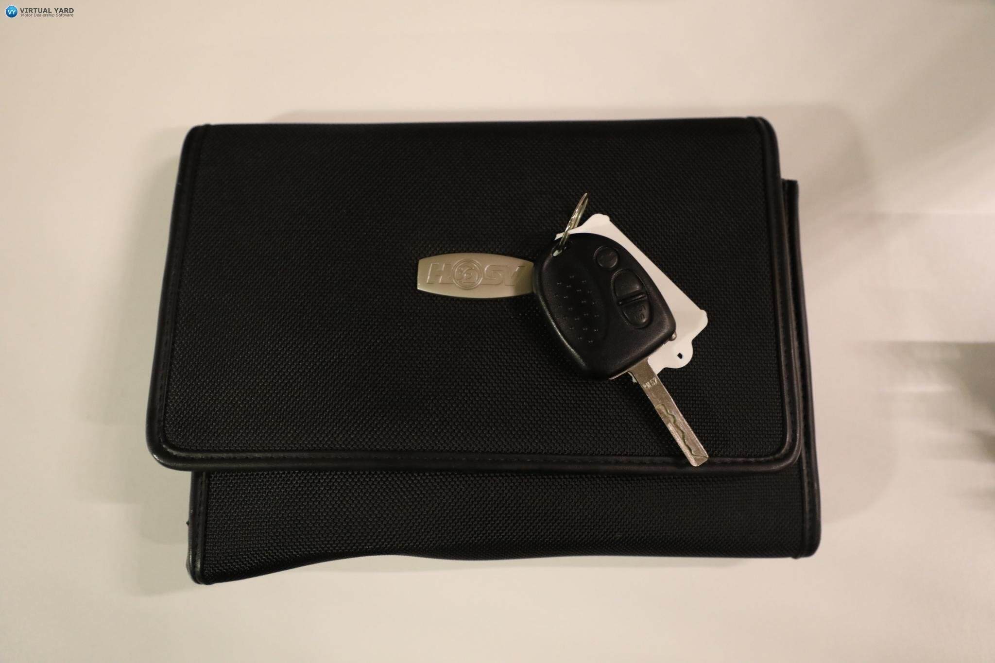 2005 Holden Special Vehicles Coupe VZ Series GTO Coupe 2dr Man 6sp 6.0i 