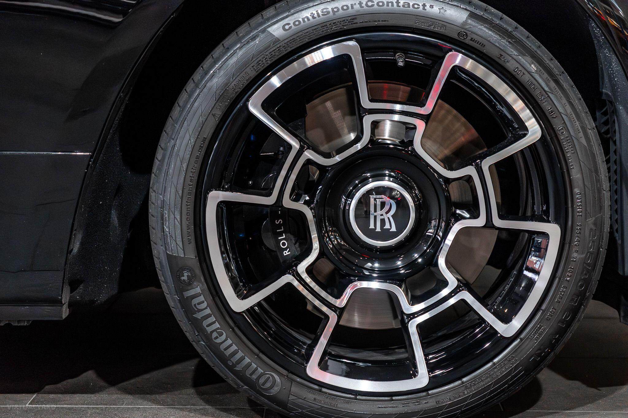 2018 Rolls-Royce Dawn Black Badge Drophead Cpe 2dr Auto 8sp 6.6TT [MY18] 