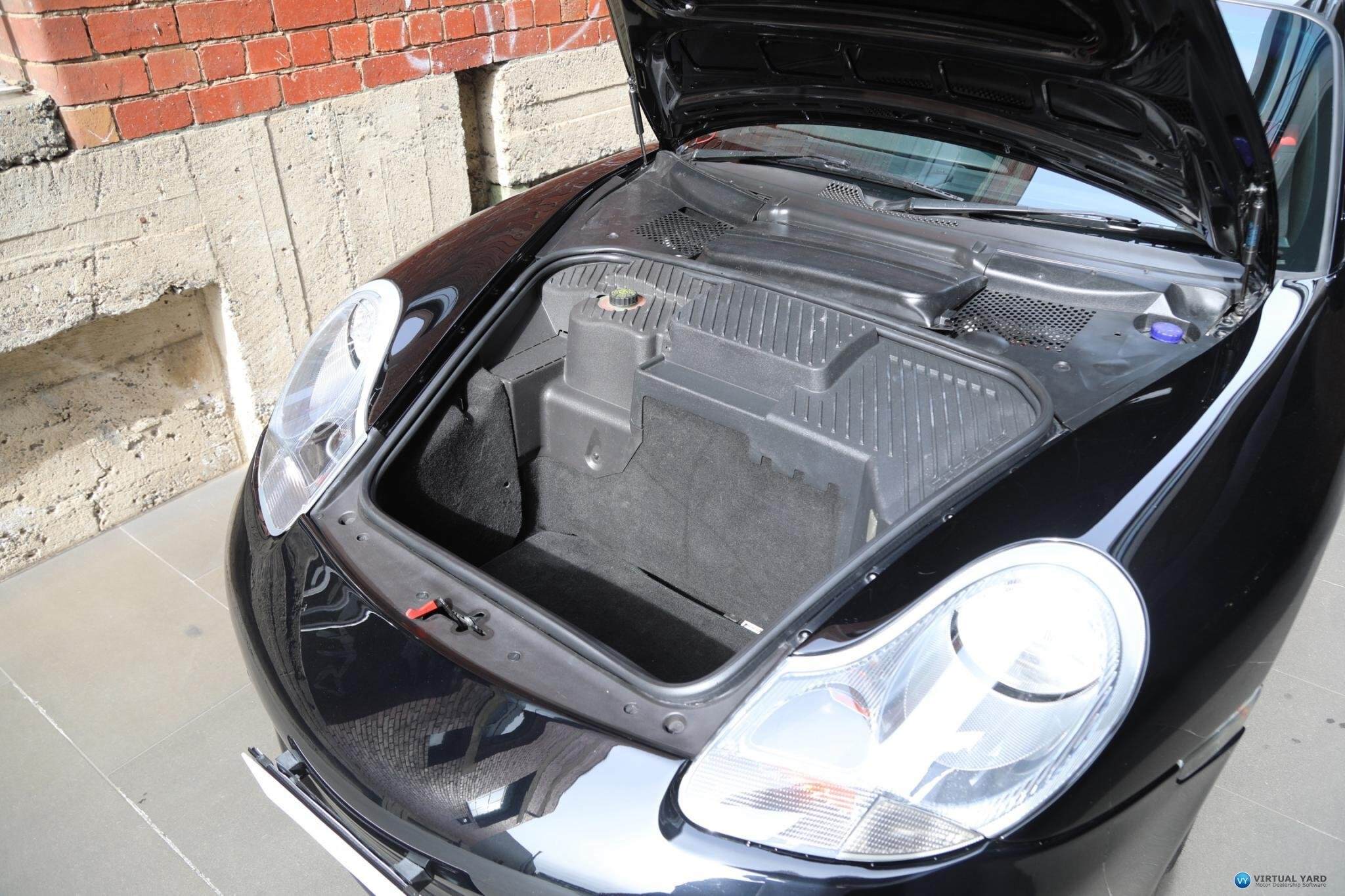 1999 Porsche 911 996 GT3 Clubsport Coupe 2dr Man 6sp 3.6i 