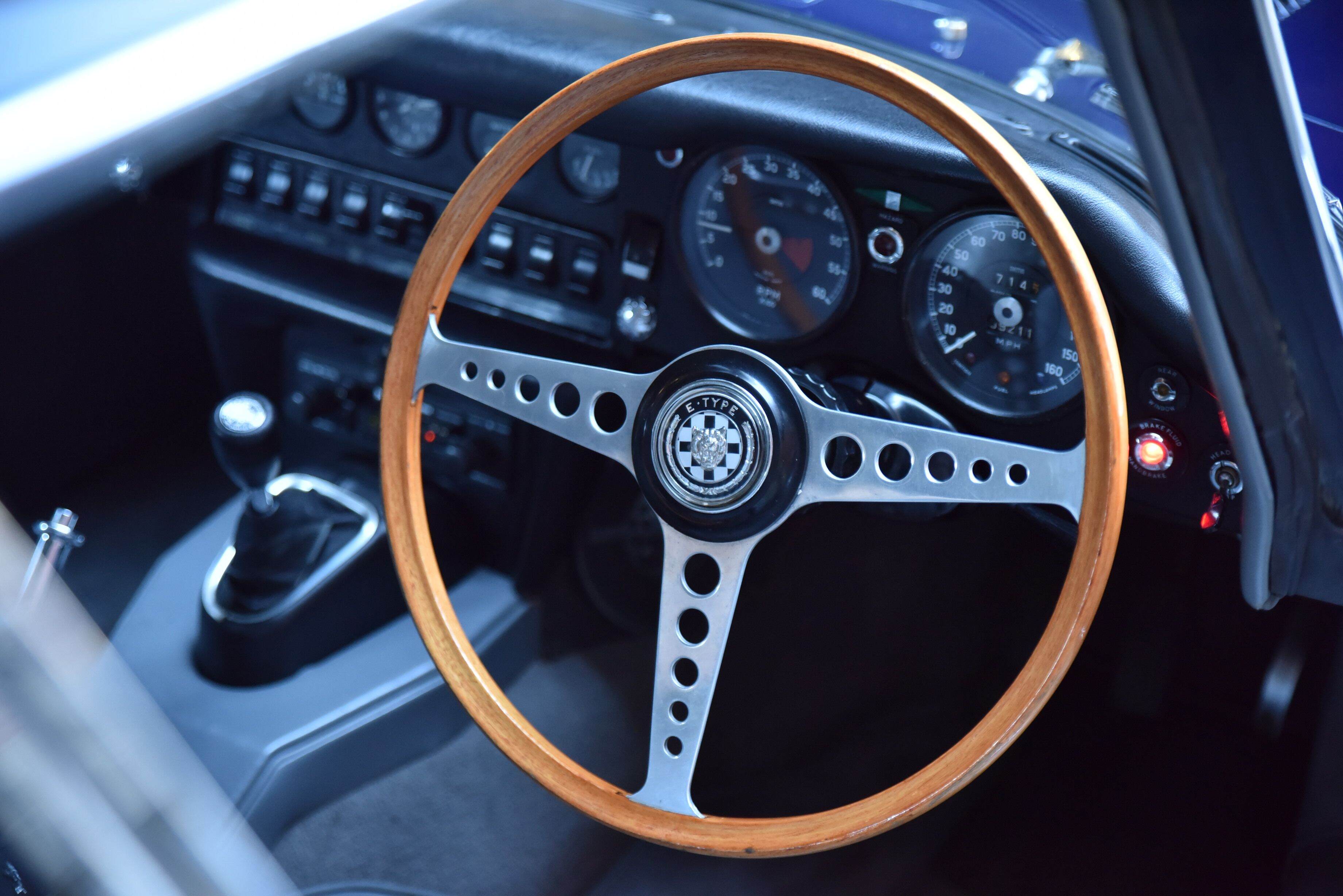 1969 Jaguar E Type Series 2 Coupe 2dr Man 4sp 4.2 [Feb] 