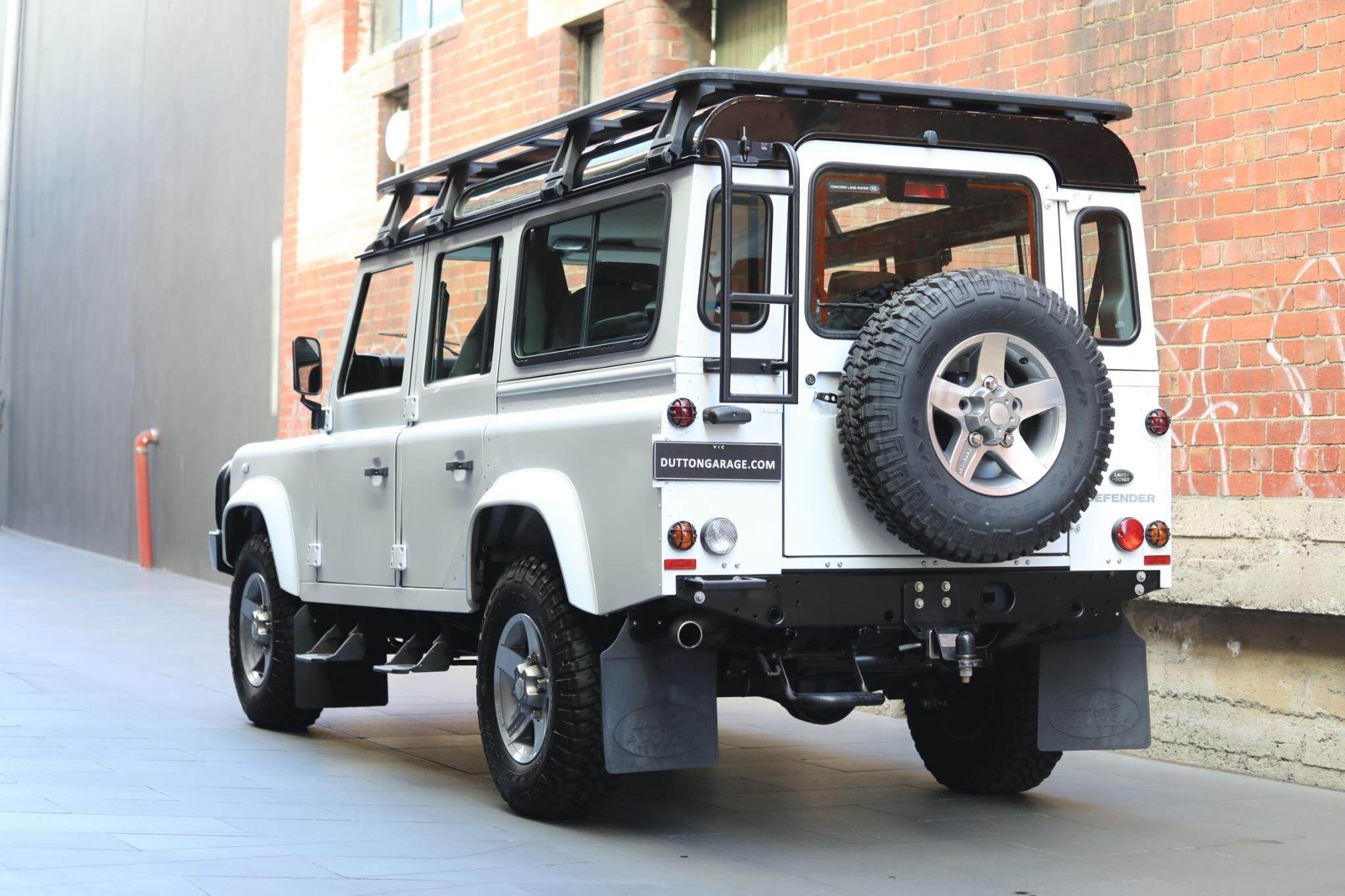 2015 Land Rover Defender 110 Wagon 5dr Man 6sp AWD 2.2DT [MY16] 