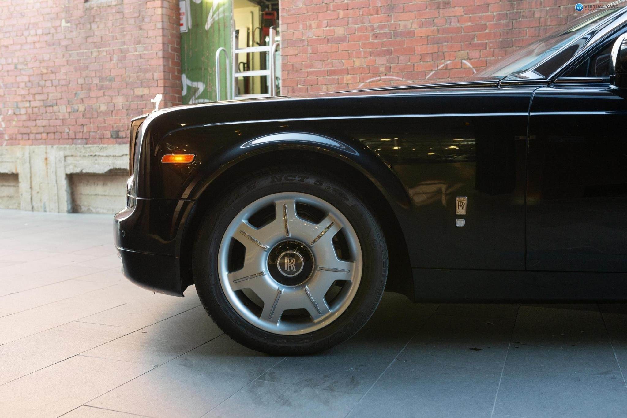 2011 Rolls-Royce Phantom 1S68 Sedan 4dr Auto 6sp 6.7i 