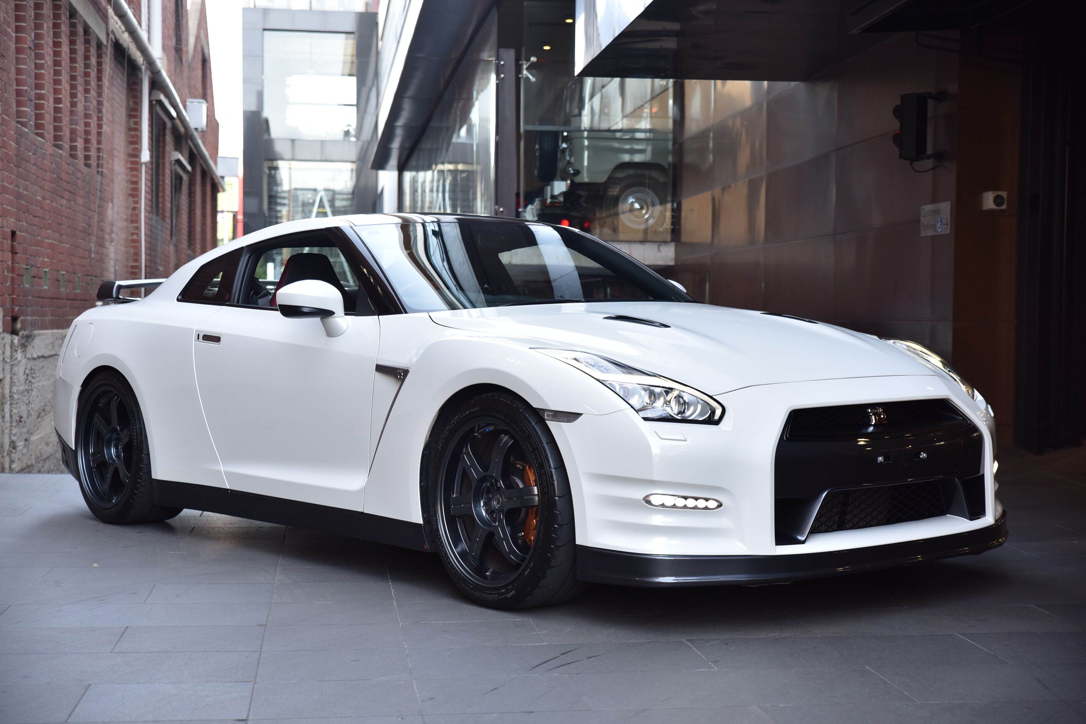 2014 Nissan GT-R R35 Black Edition Coupe 2dr DCT 6sp AWD 3.8TT [MY15] 