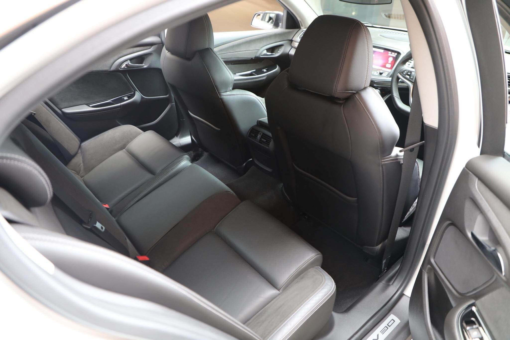 2017 Holden Special Vehicles Senator GEN-F2 Signature Sedan 4dr Spts Auto 6sp 6.2SC [MY17] 