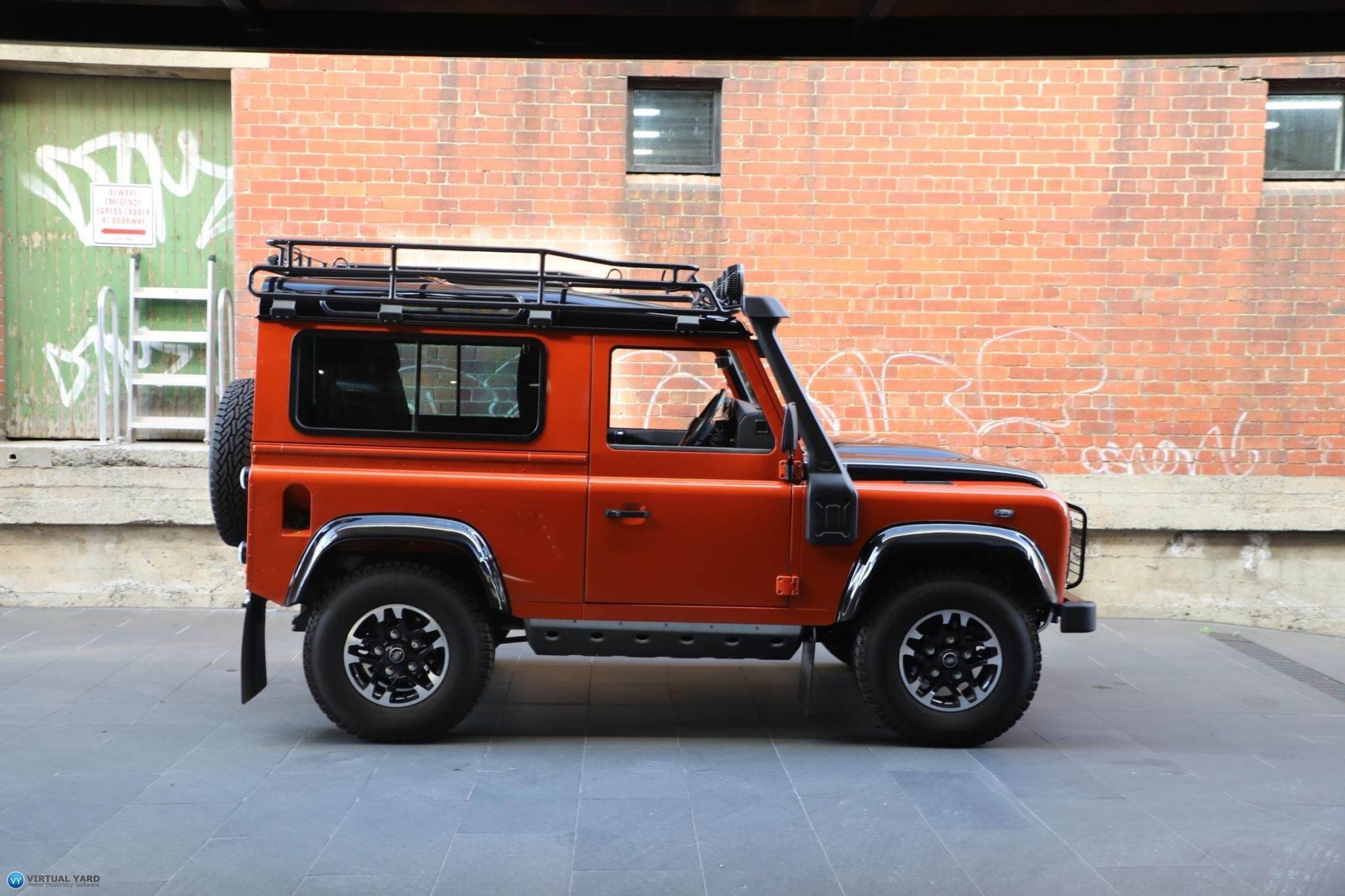 2015 Land Rover Defender 90 Adventure Wagon 3dr Man 6sp 4x4 2.2DT [MY16] 