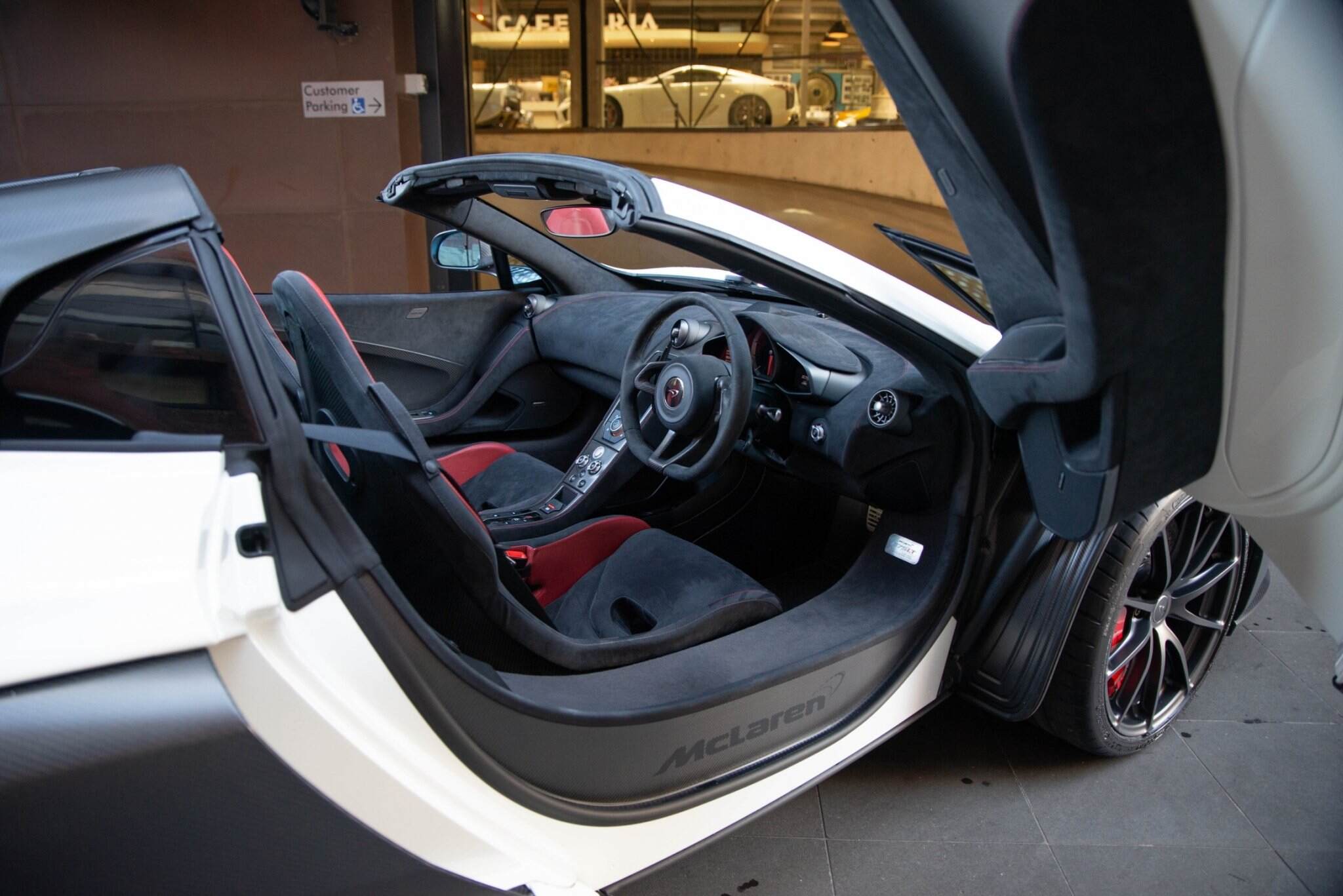 2016 McLaren 675LT Spider 2dr SSG 7sp 3.8TT [Feb] 