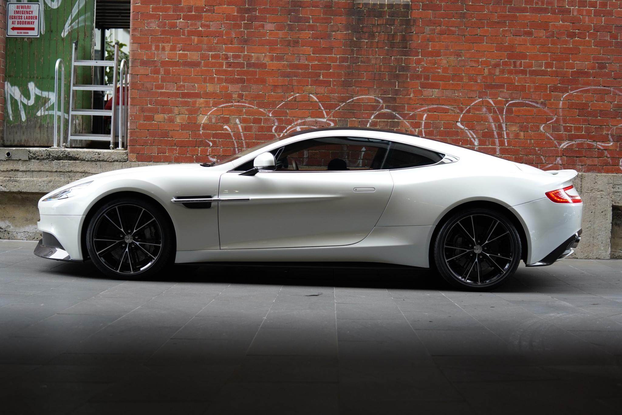 2015 Aston Martin Vanquish Coupe 2dr SA 8sp 5.9i (2-st) [MY15] 