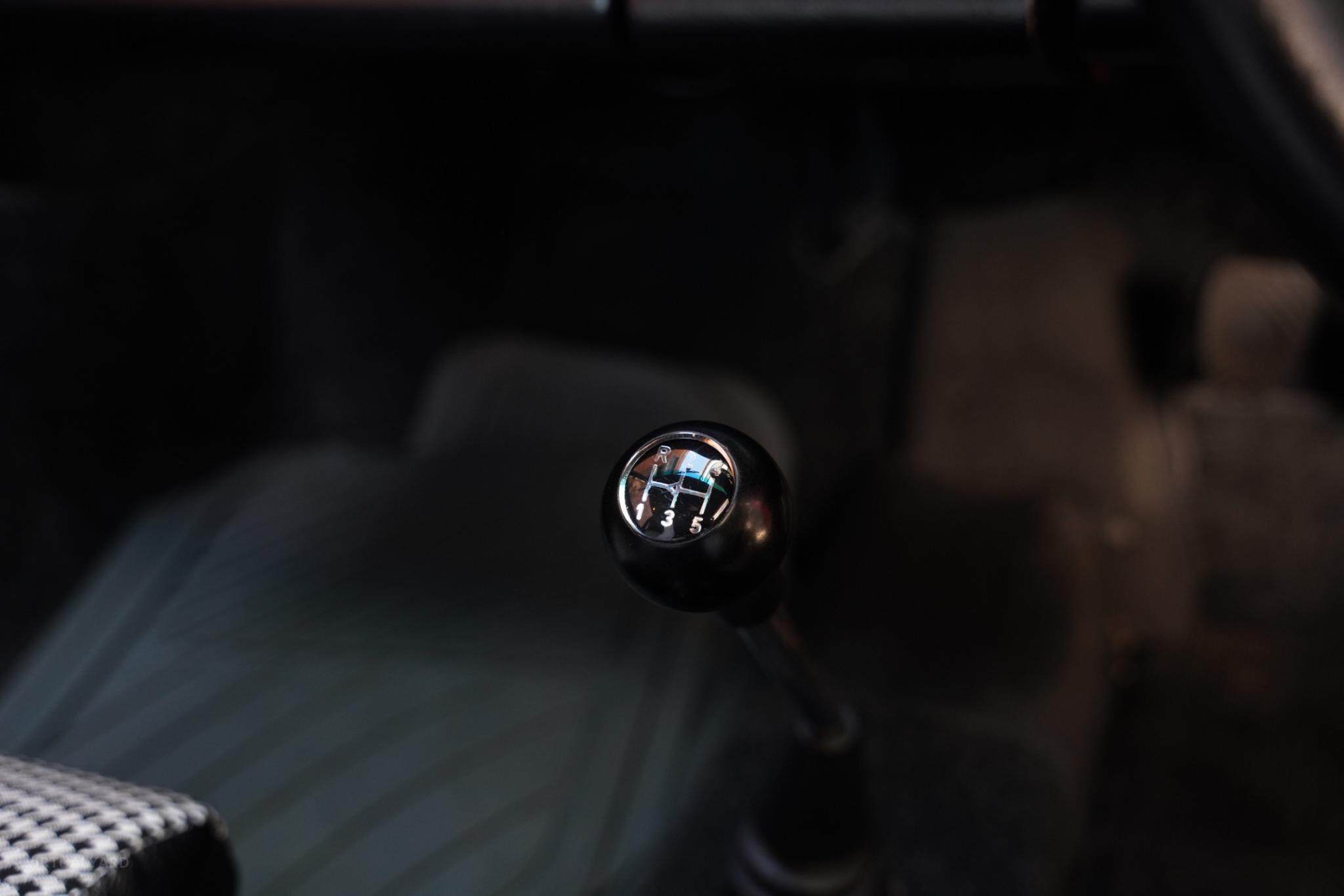 1971 Porsche 911 S Coupe 2dr Man 5sp 2.2i 