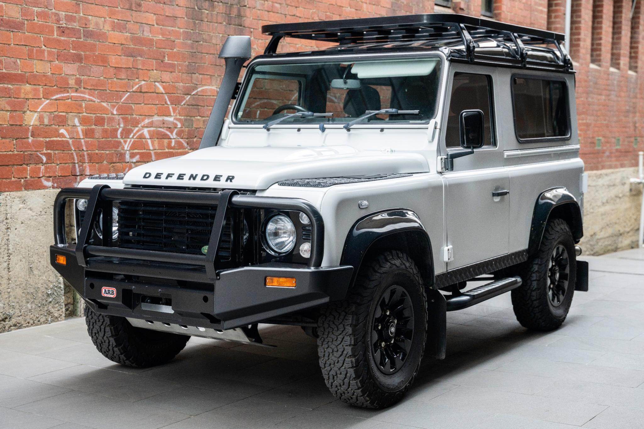 2014 Land Rover Defender 90 Wagon 3dr Man 6sp 4x4 2.2DT [MY15] 