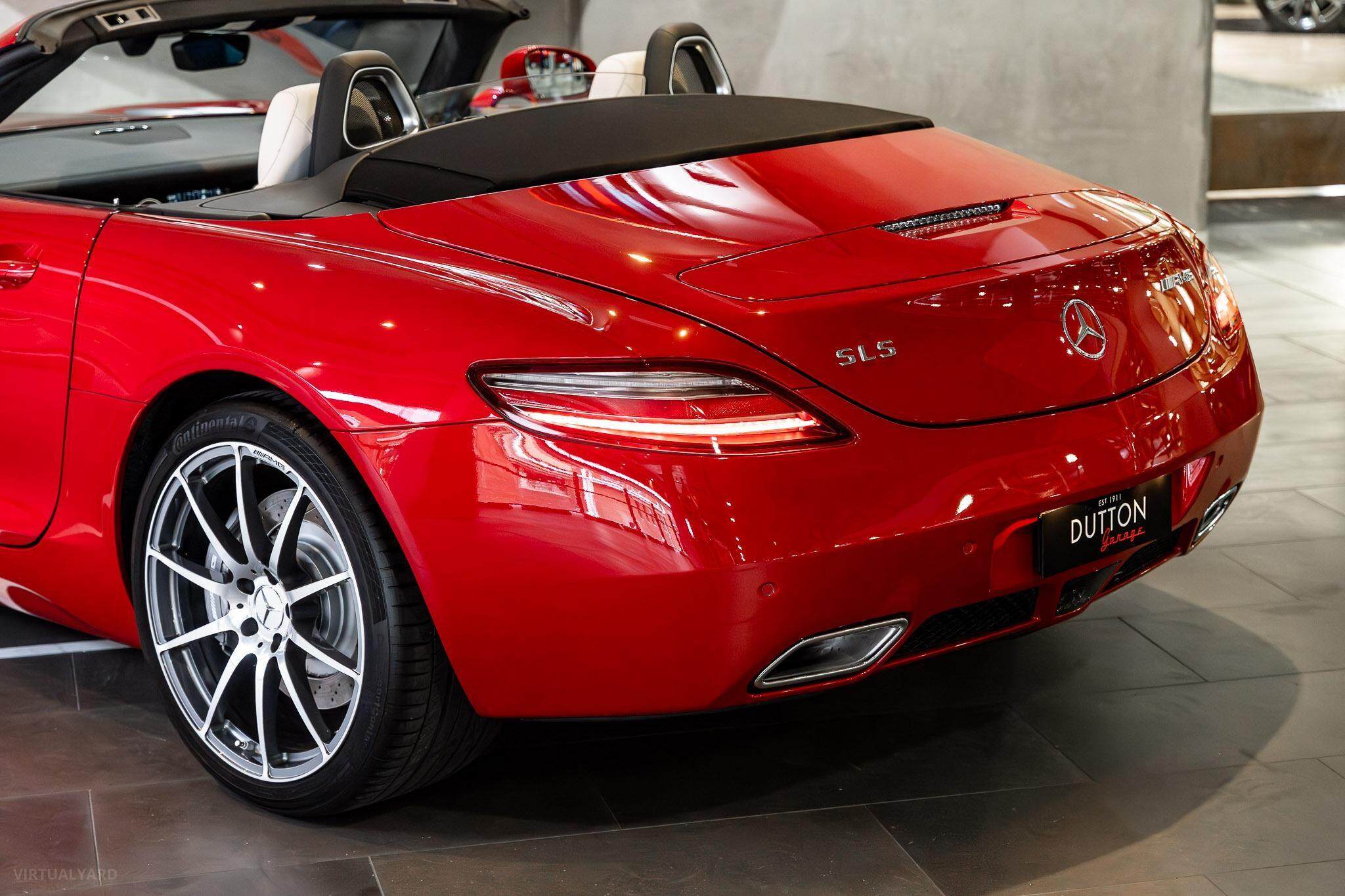 2013 Mercedes-Benz SLS-Class R197 SLS AMG Roadster 2dr SPEEDSHIFT DCT 7sp 6.3i 