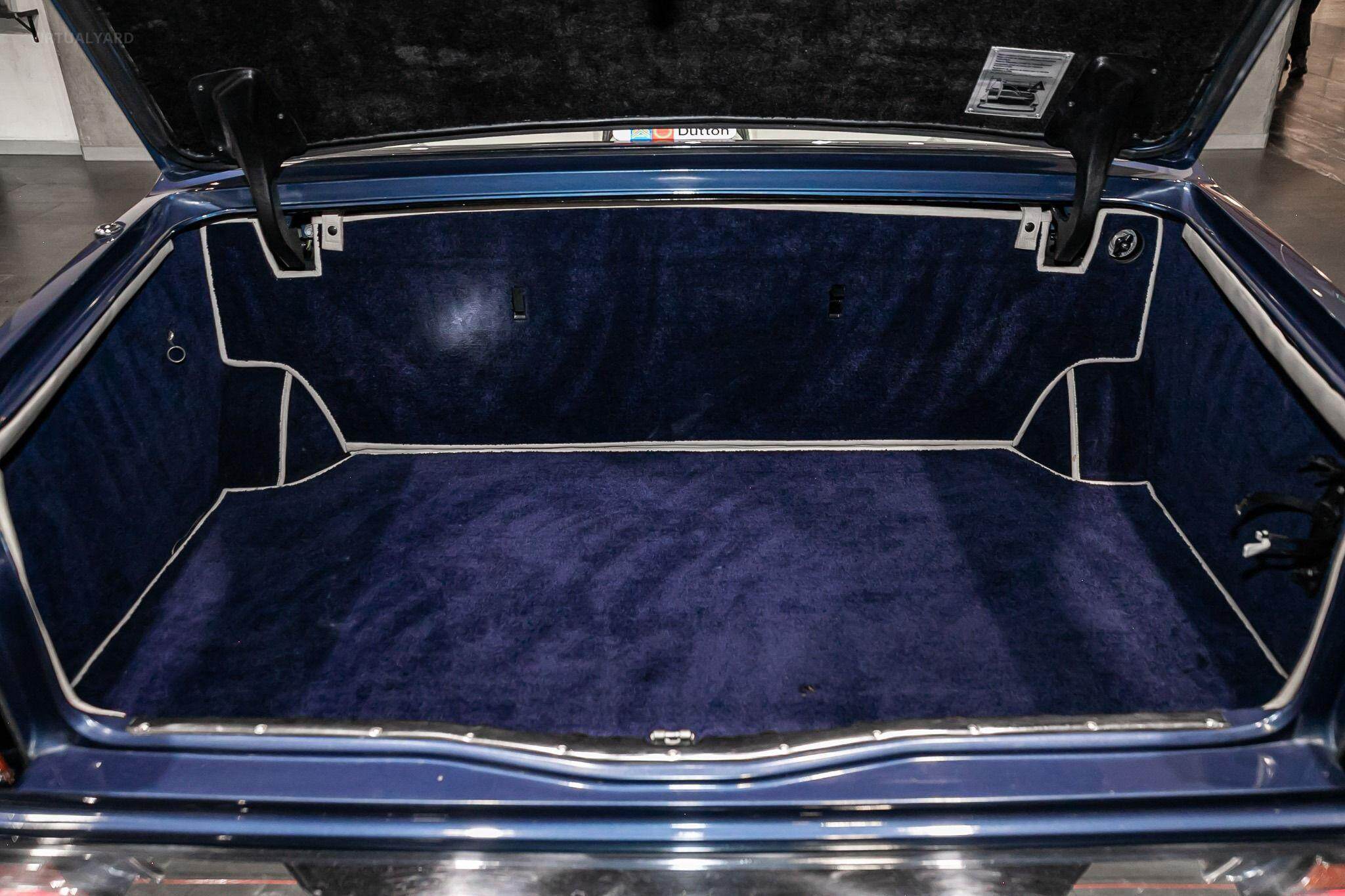 1990 Rolls-Royce Silver Spirit II Sedan 4dr Auto 3sp 6.8i 