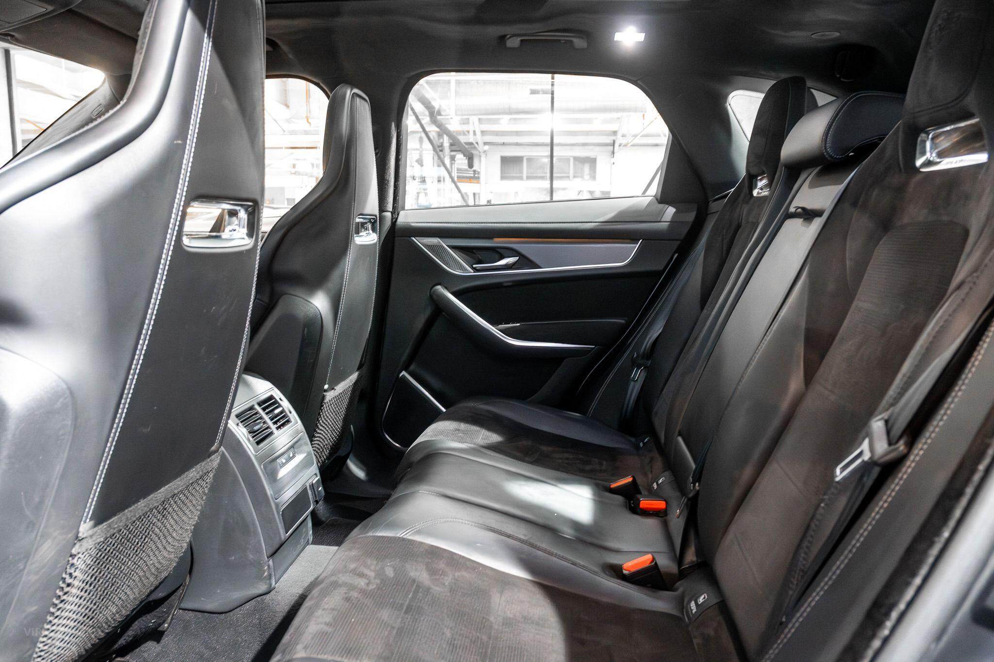 2021 JAGUAR F-PACE SVR 