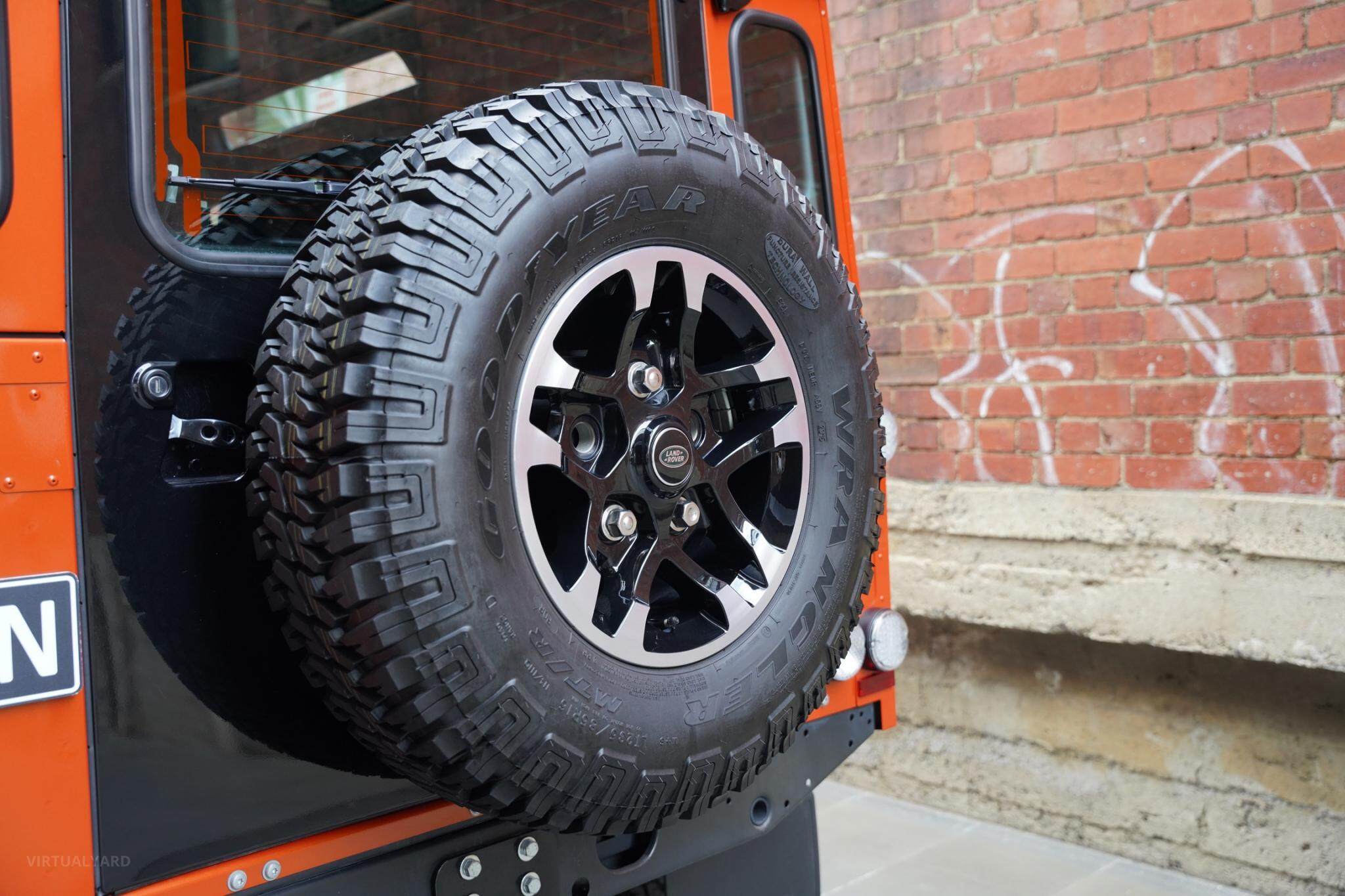 2015 Land Rover Defender 110 Adventure Wagon 5dr Man 6sp 4x4 2.2DT [MY16] 