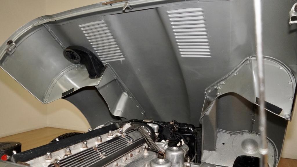 1970 Jaguar E-Type Series 2 (FHC) 