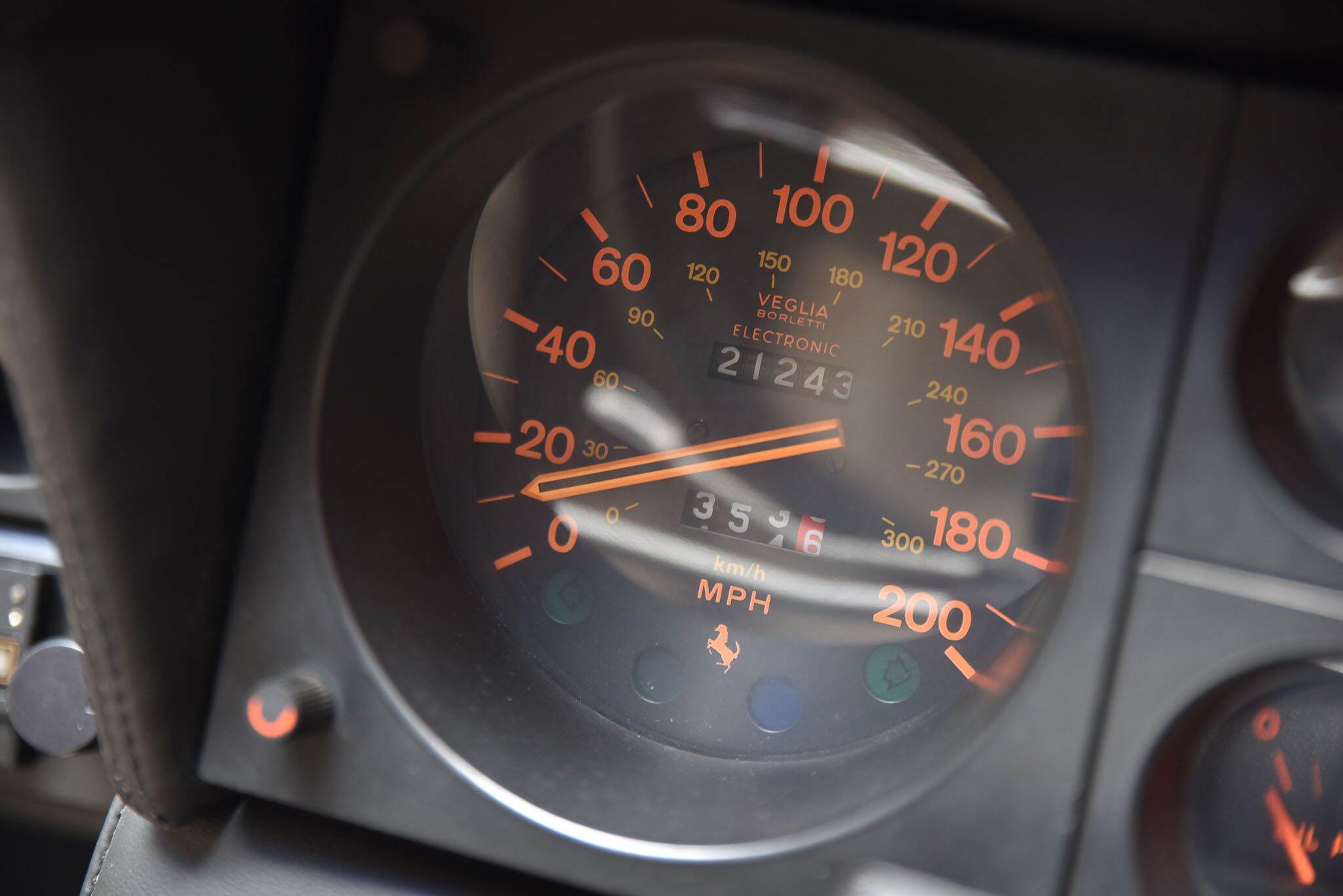 1976 Ferrari 365 BOXER GT4 Coupe 2dr Man 5sp 4.4 