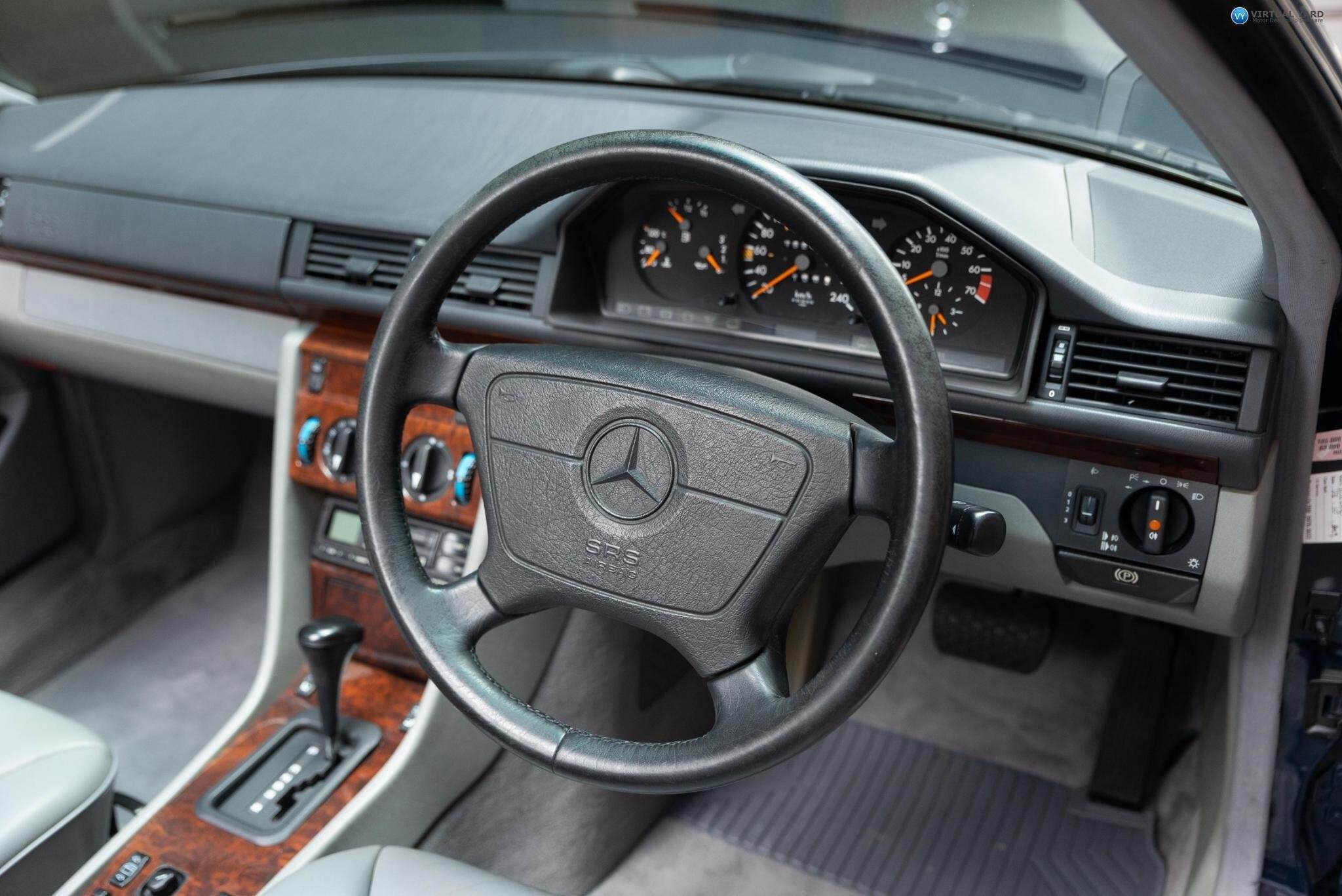 1994 Mercedes-Benz E-Class W124 E220 Cabriolet 2dr Auto 4sp 2.2i 