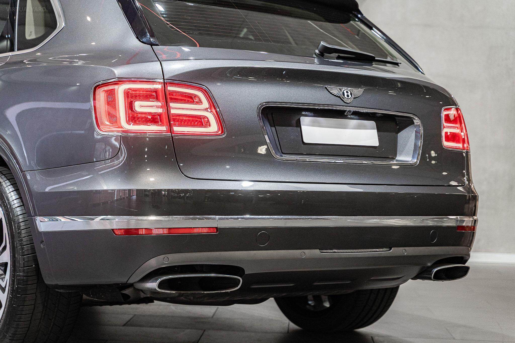 2017 Bentley Bentayga 4V Wagon 5dr Spts Auto 8sp AWD 6.0TT (5-st) [MY17] 