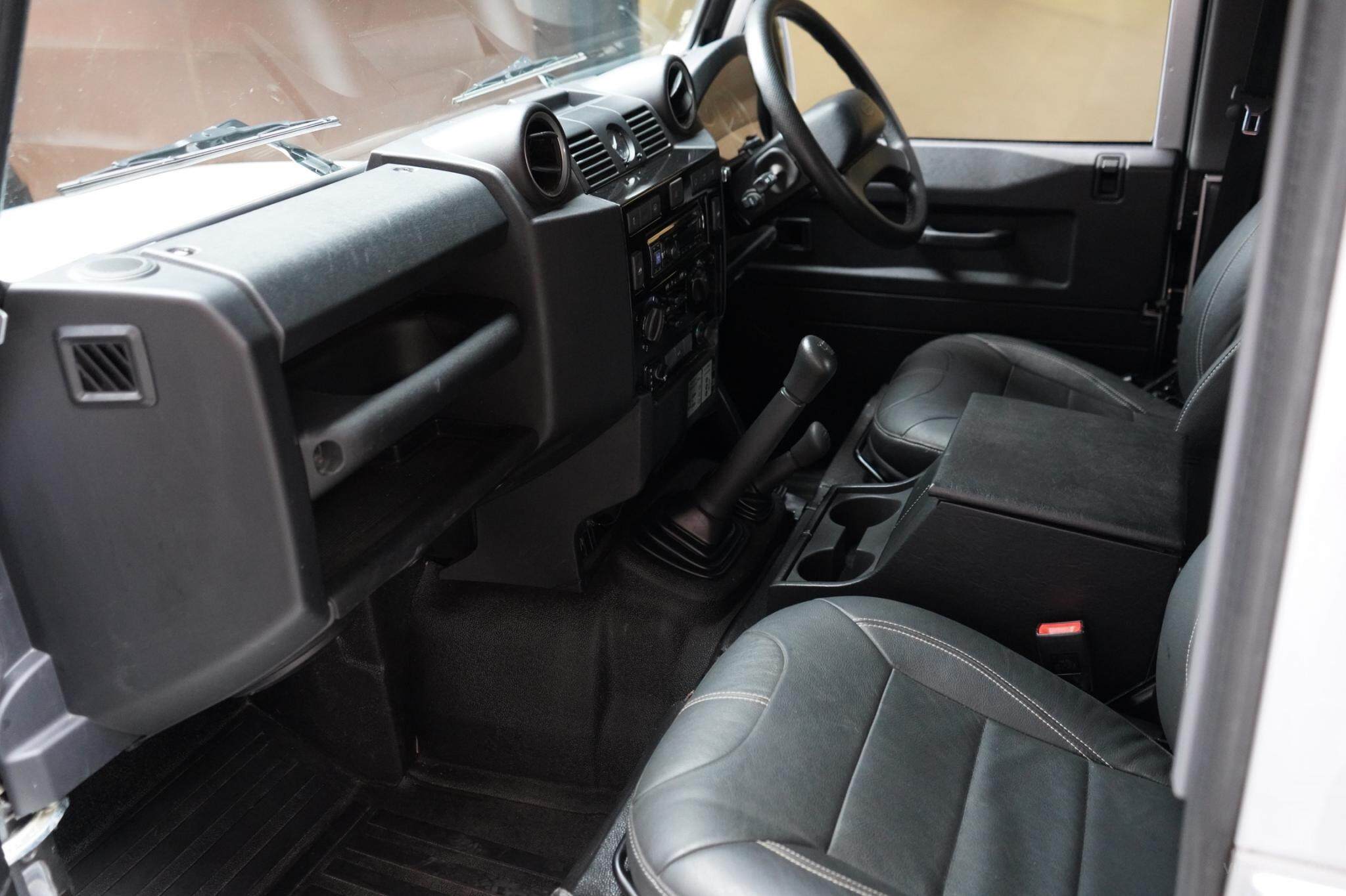 2016 Land Rover Defender 90 Wagon 3dr Man 6sp AWD 2.2DT [MY16] 