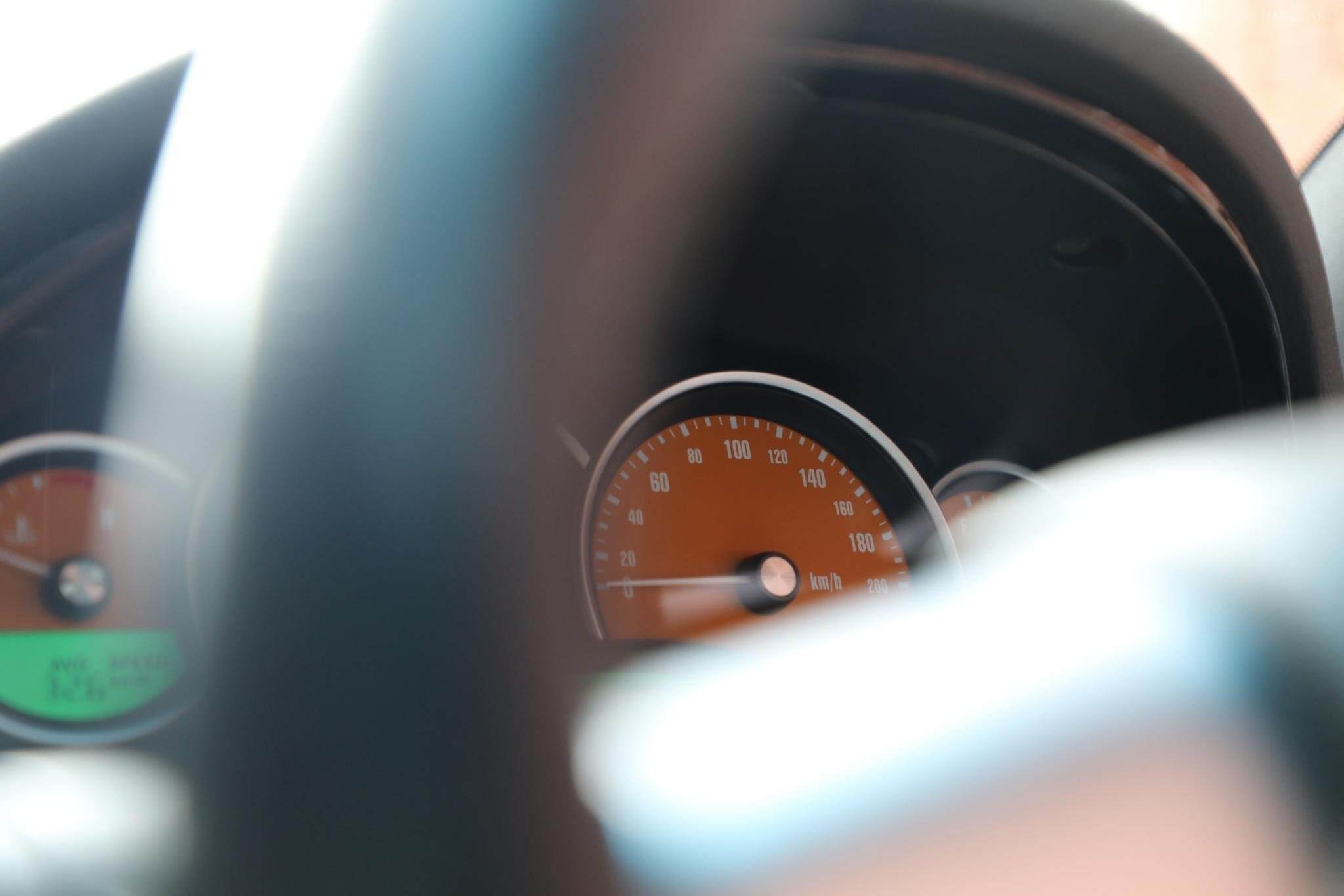 2005 Holden Monaro VZ CV8 Z Coupe 2dr Man 6sp 5.7i 