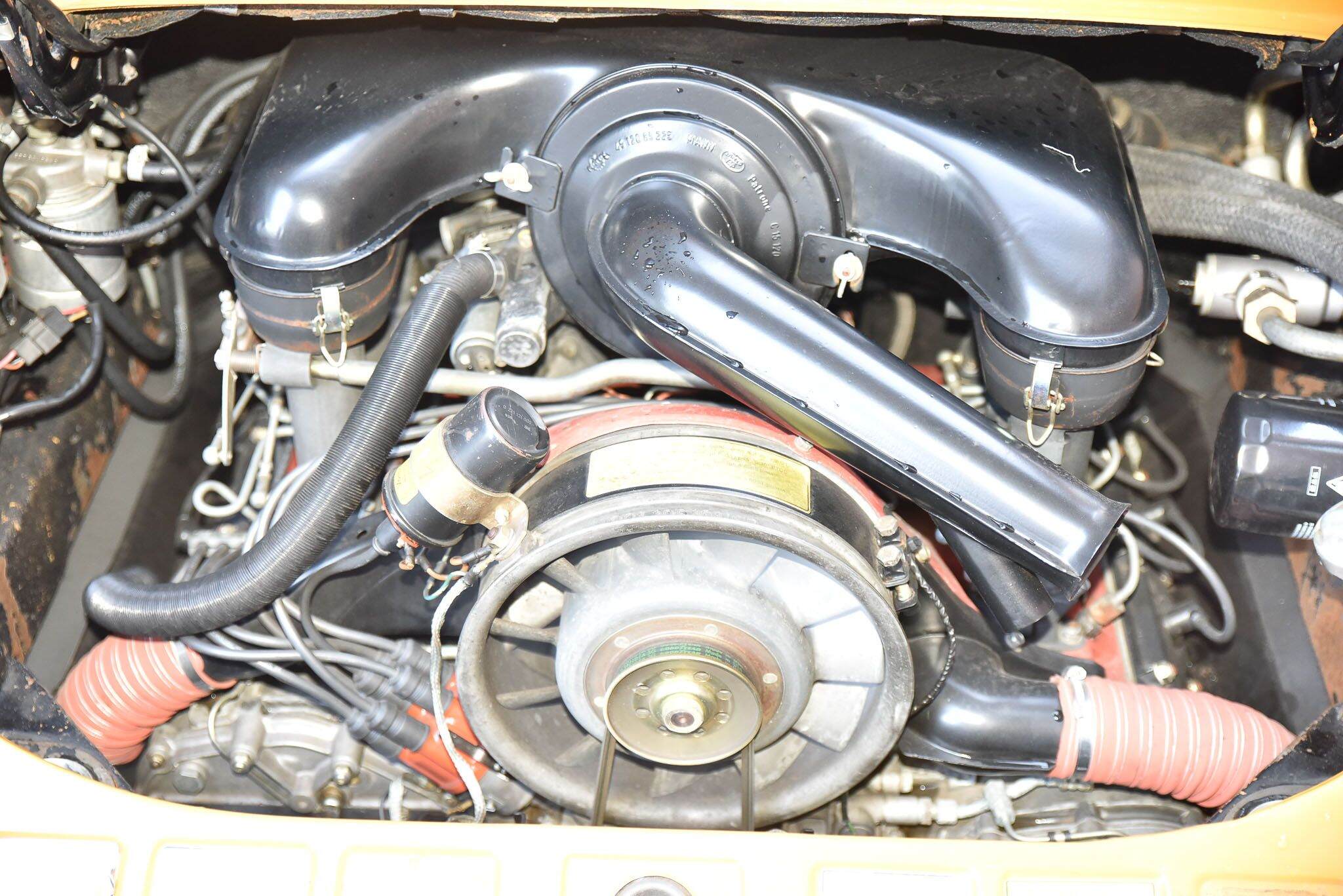 1969 Porsche 911 S Coupe 2dr Man 5sp 2.0i 