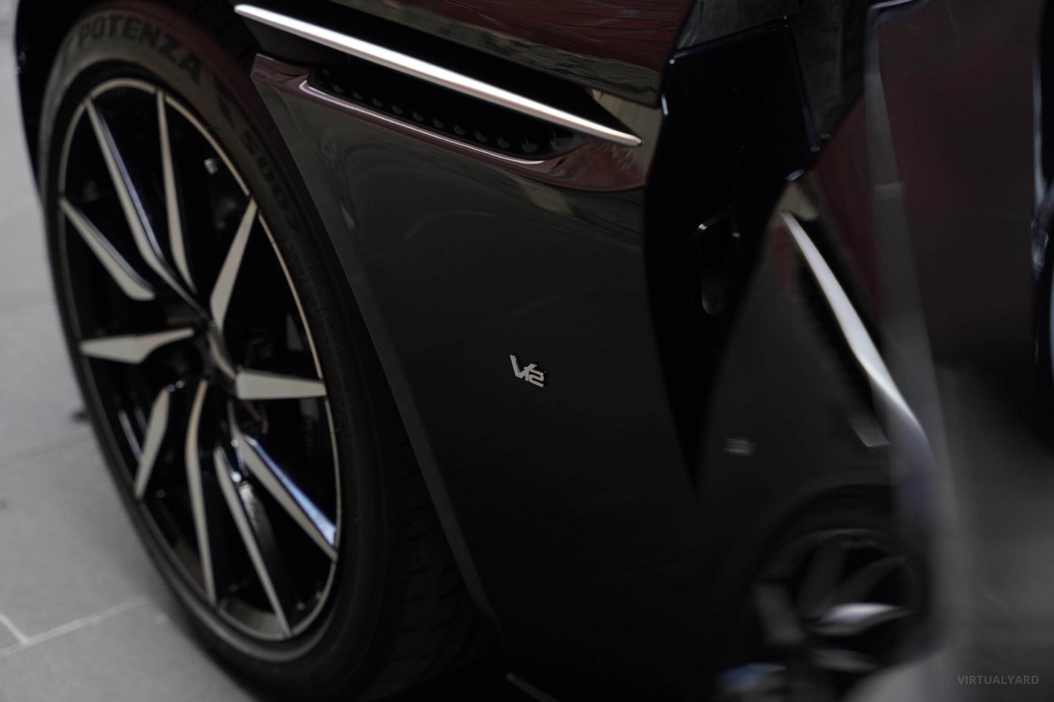 2017 Aston Martin DB11 Coupe 2dr Spts Auto 8sp 5.2TT [MY17] 