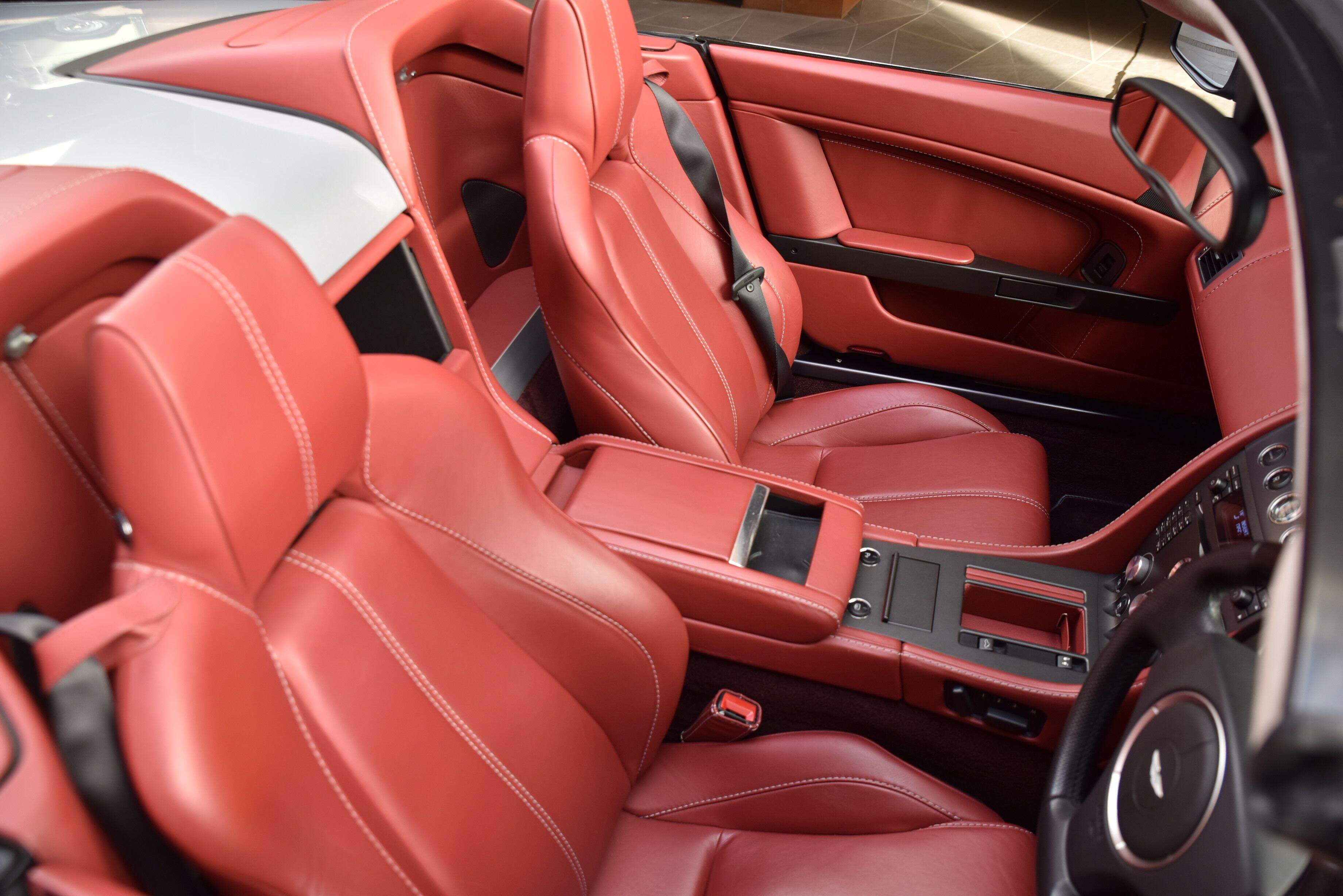 2007 Aston Martin V8 Vantage Roadster 2dr Seq. Mac 6sp 4.3i [MY08] 