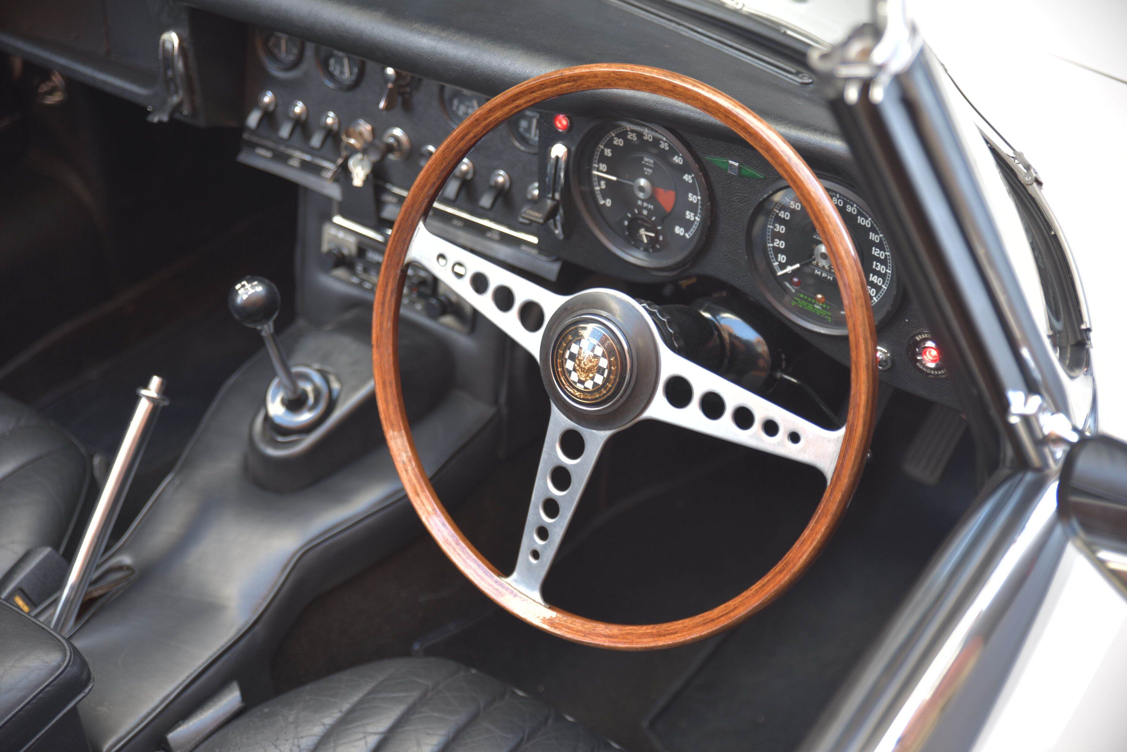 1965 Jaguar E Type Series 1 Roadster 2dr Man 4sp 4.2 