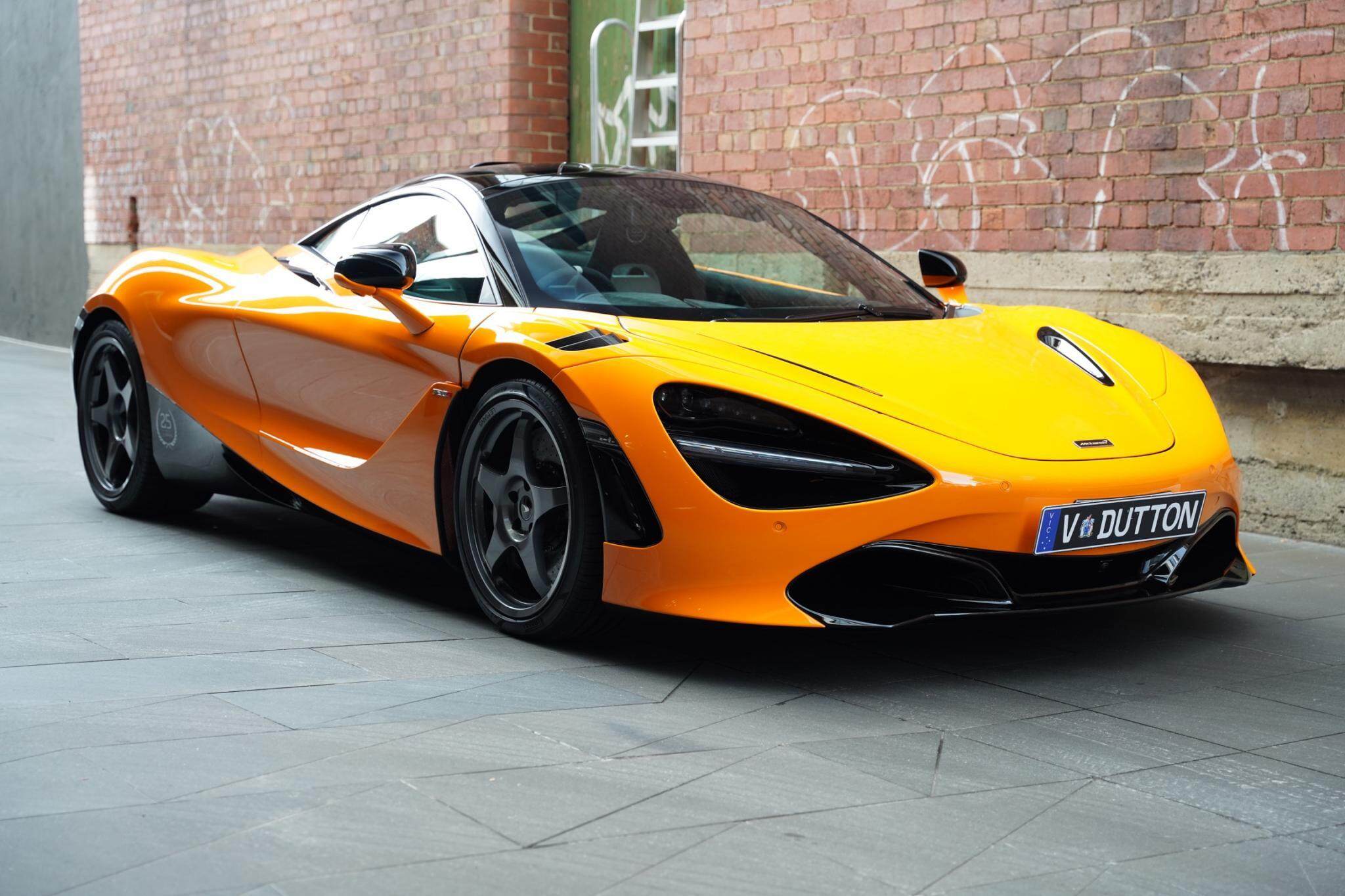 2021 McLaren 720S Le Mans Edition 