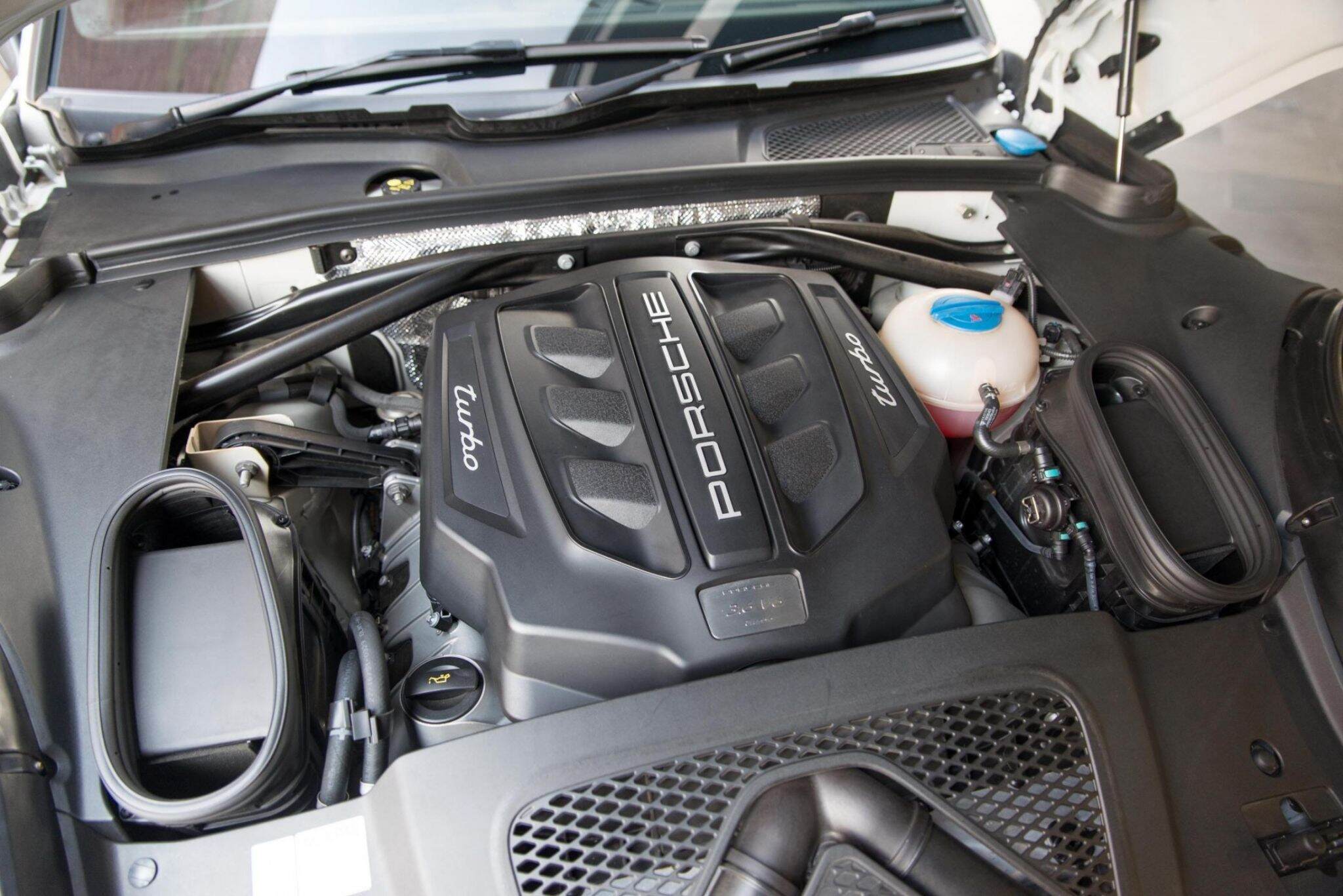 2017 Porsche Macan 95B Turbo Wagon 5dr PDK 7sp AWD 3.6TT [MY17] 