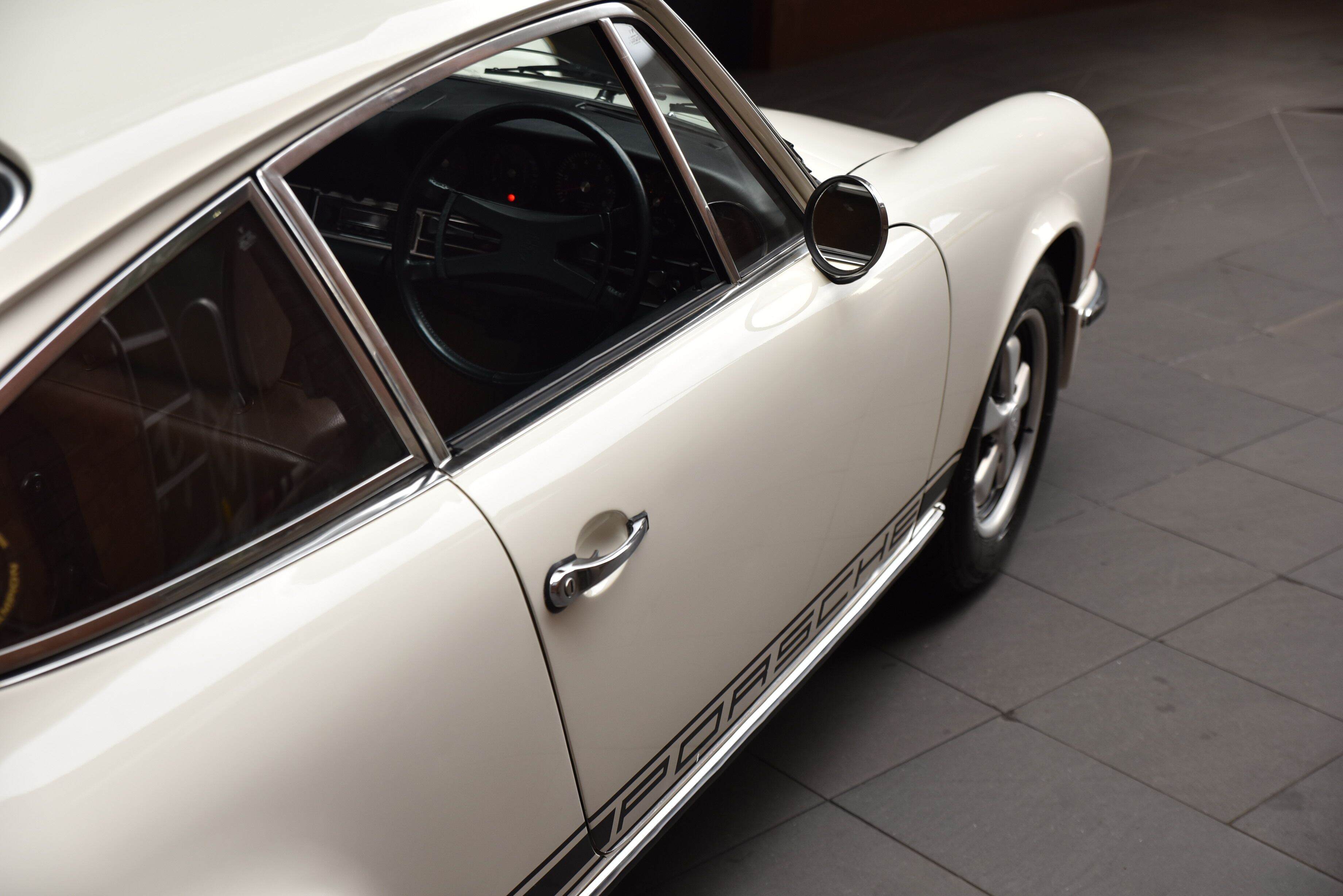 1973 Porsche 911 F E Coupe 2dr Man 5sp 2.4i 