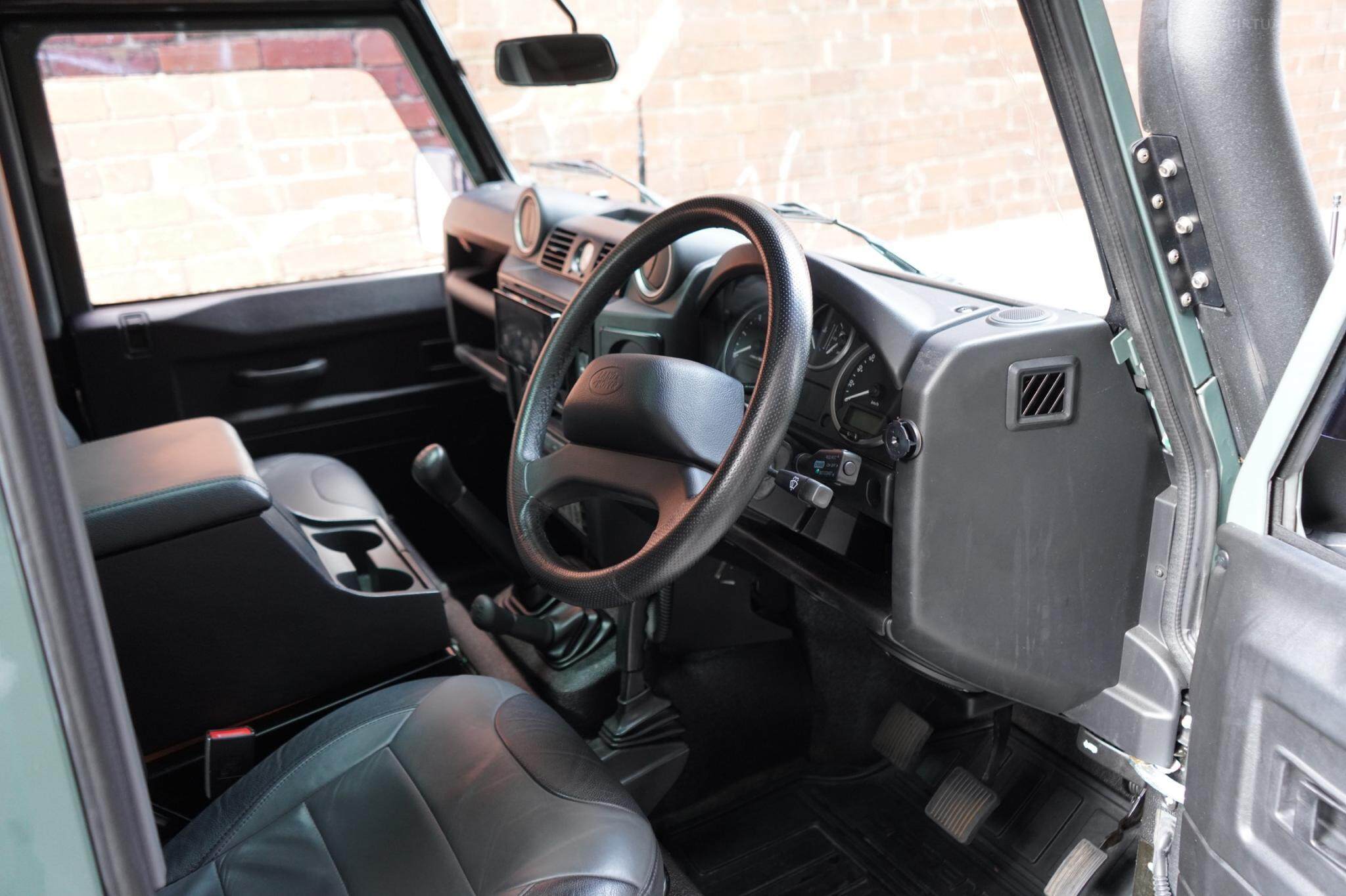 2016 Land Rover Defender 90 Wagon 3dr Man 6sp AWD 2.2DT [MY16] 