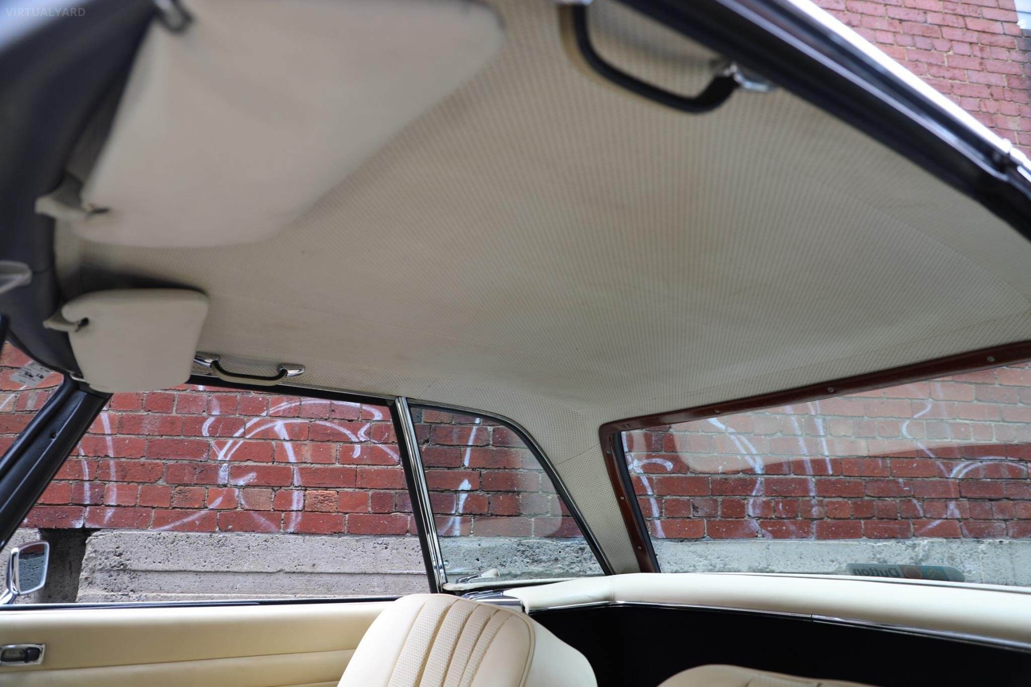 1969 Mercedes-Benz 280SL Sports Roadster 