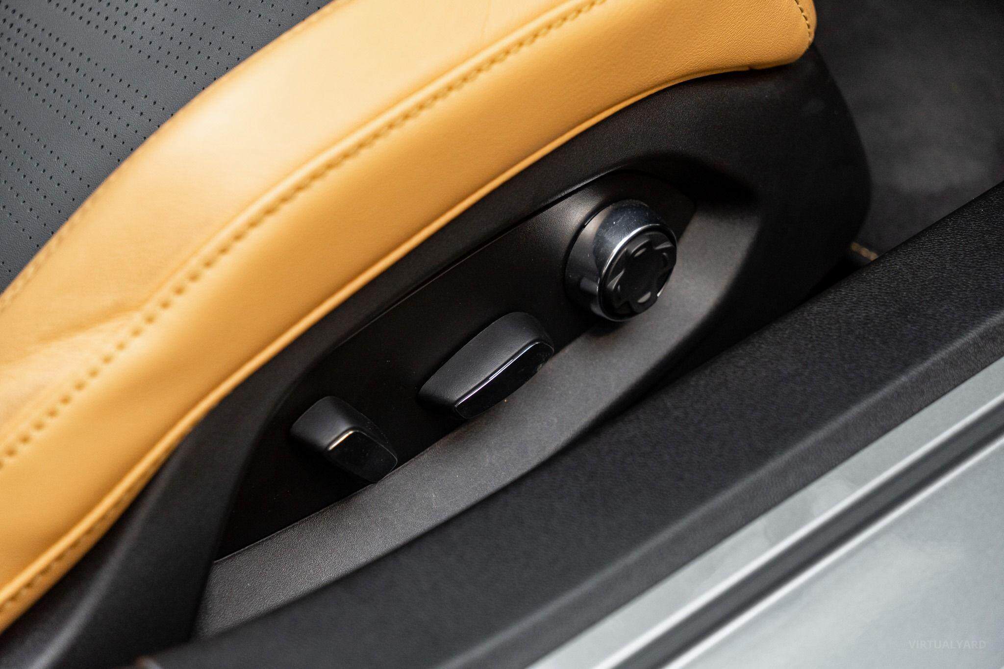 2023 Chevrolet Corvette C8 Stingray 2LT Convertible 2dr DCT 8sp 6.2i [MY23] 