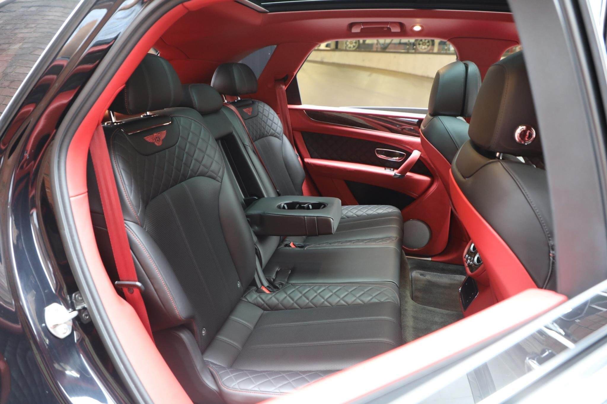 2016 Bentley Bentayga 4V Wagon 5dr Spts Auto 8sp AWD 6.0TT (5-st) [MY17] 